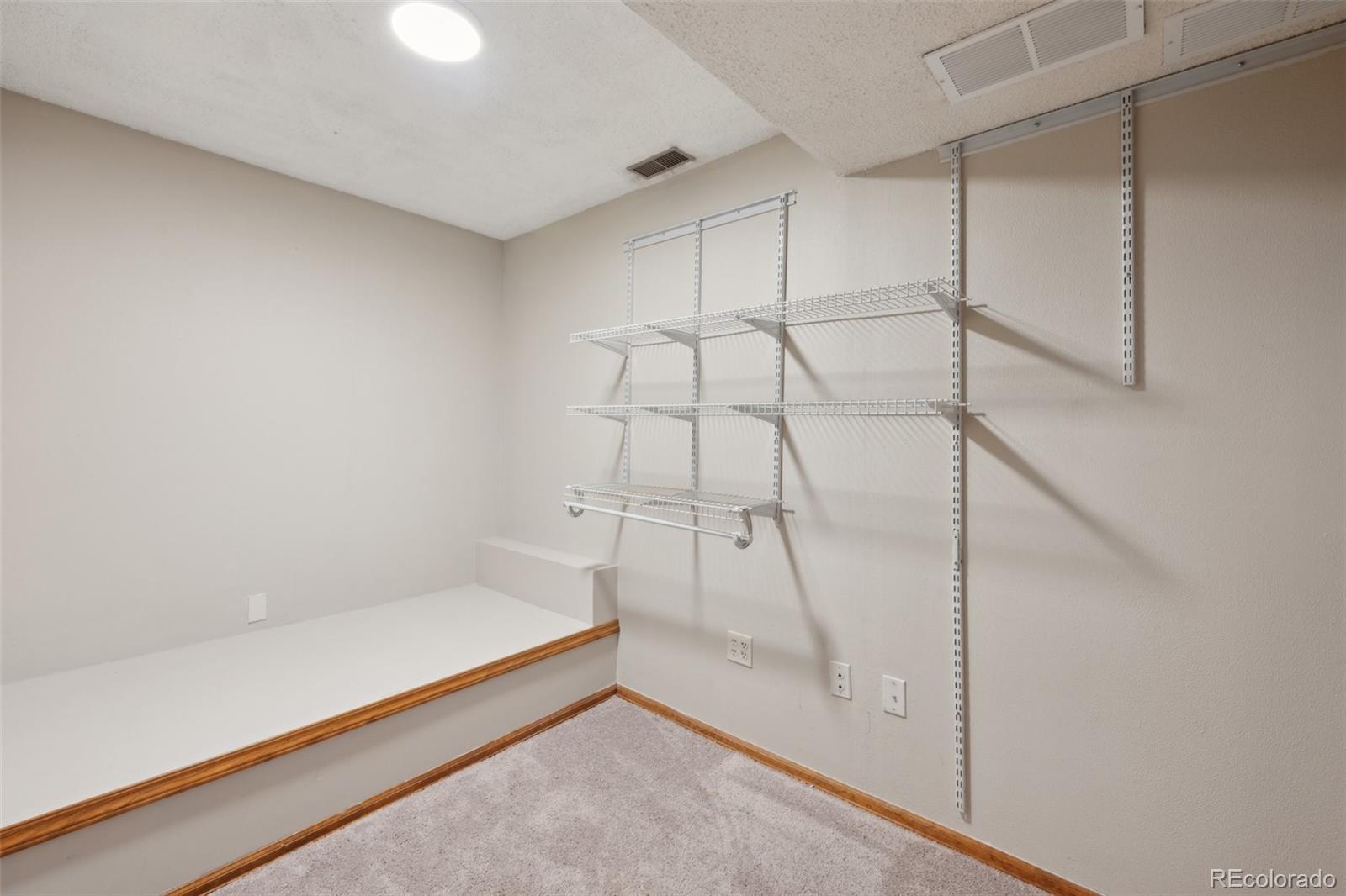 MLS Image #16 for 265  dix circle,colorado springs, Colorado