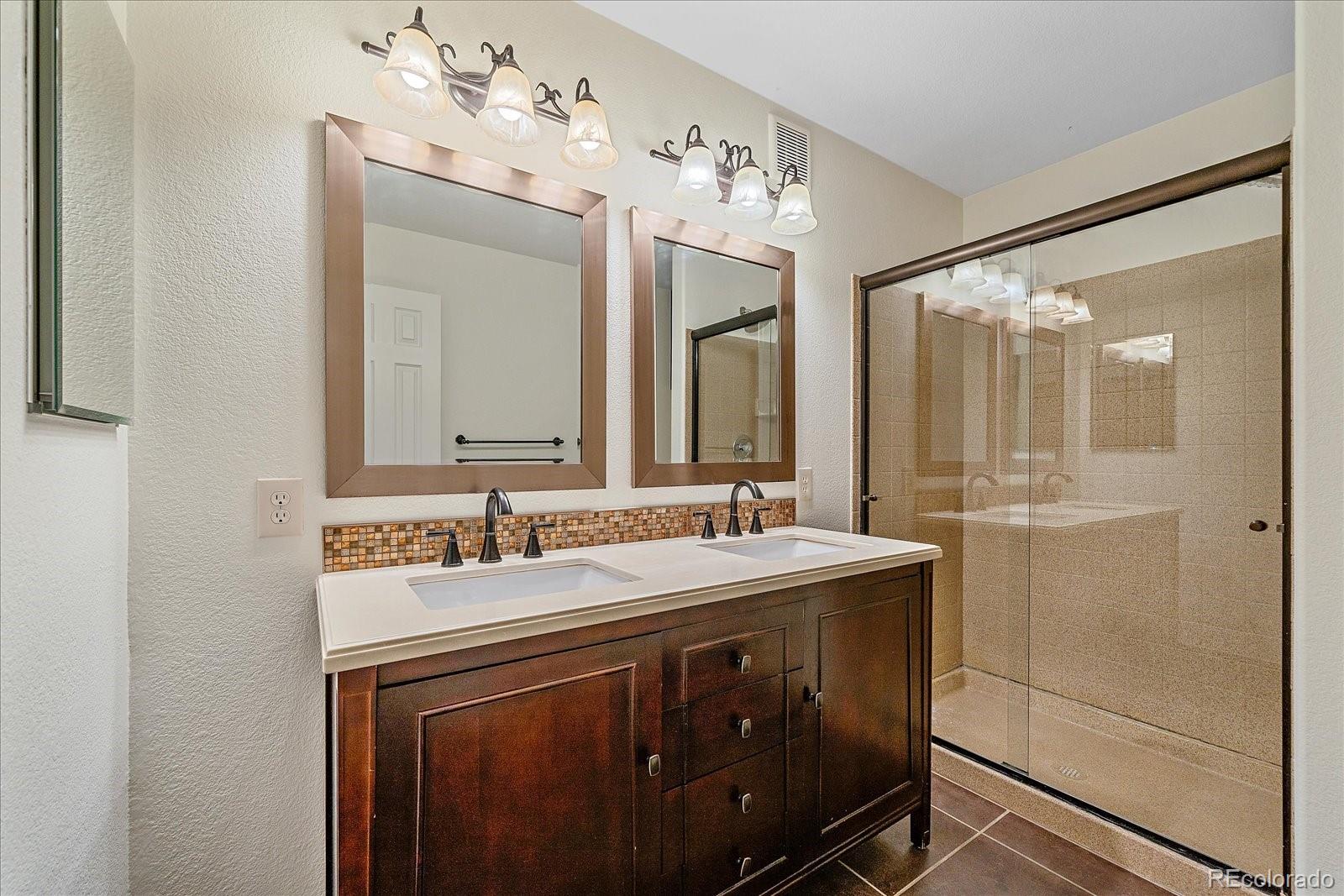 MLS Image #16 for 10441  beech street,littleton, Colorado