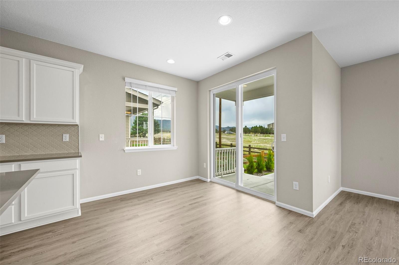 MLS Image #12 for 16478  mountain flax drive,monument, Colorado