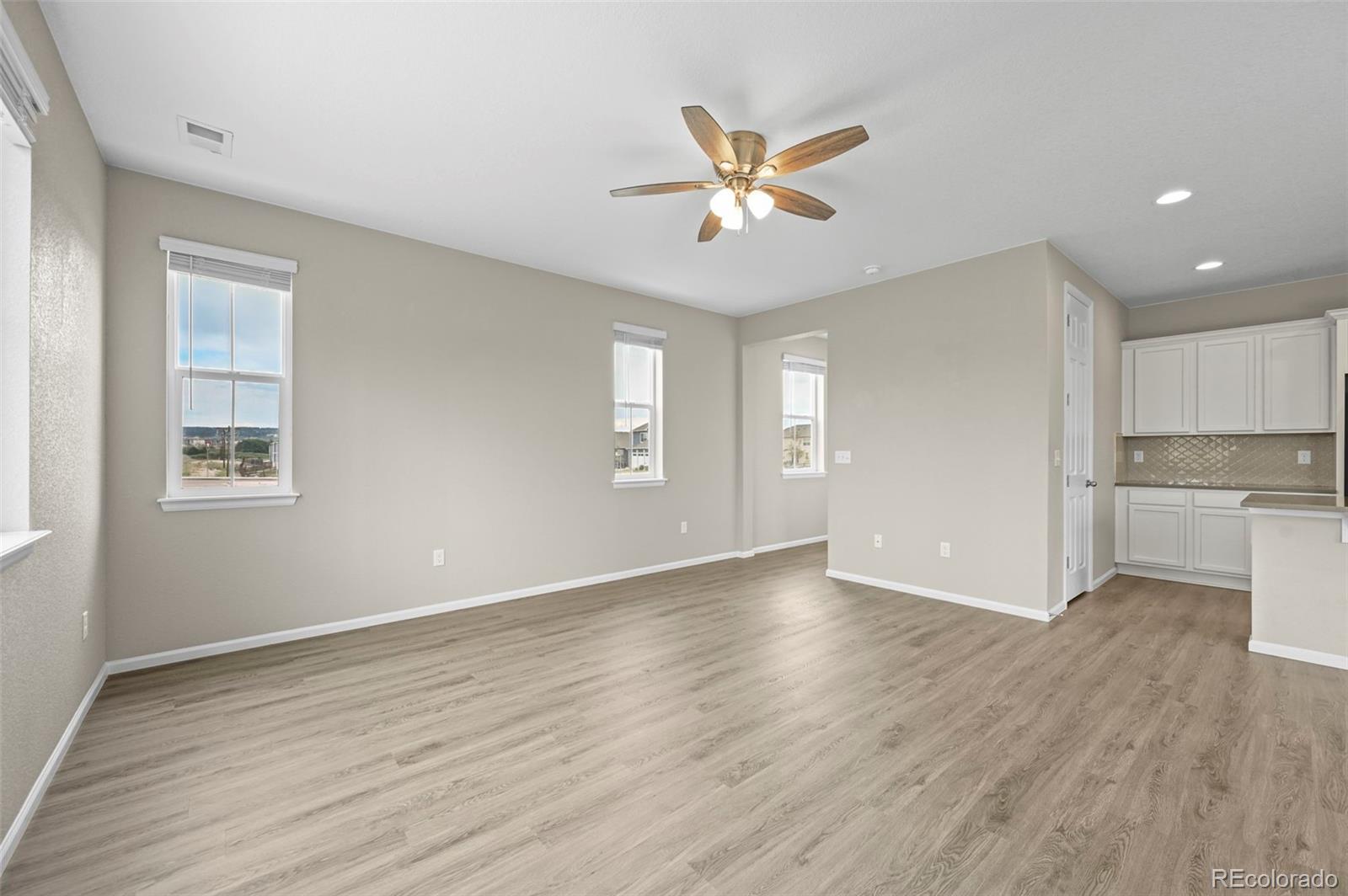 MLS Image #9 for 16478  mountain flax drive,monument, Colorado