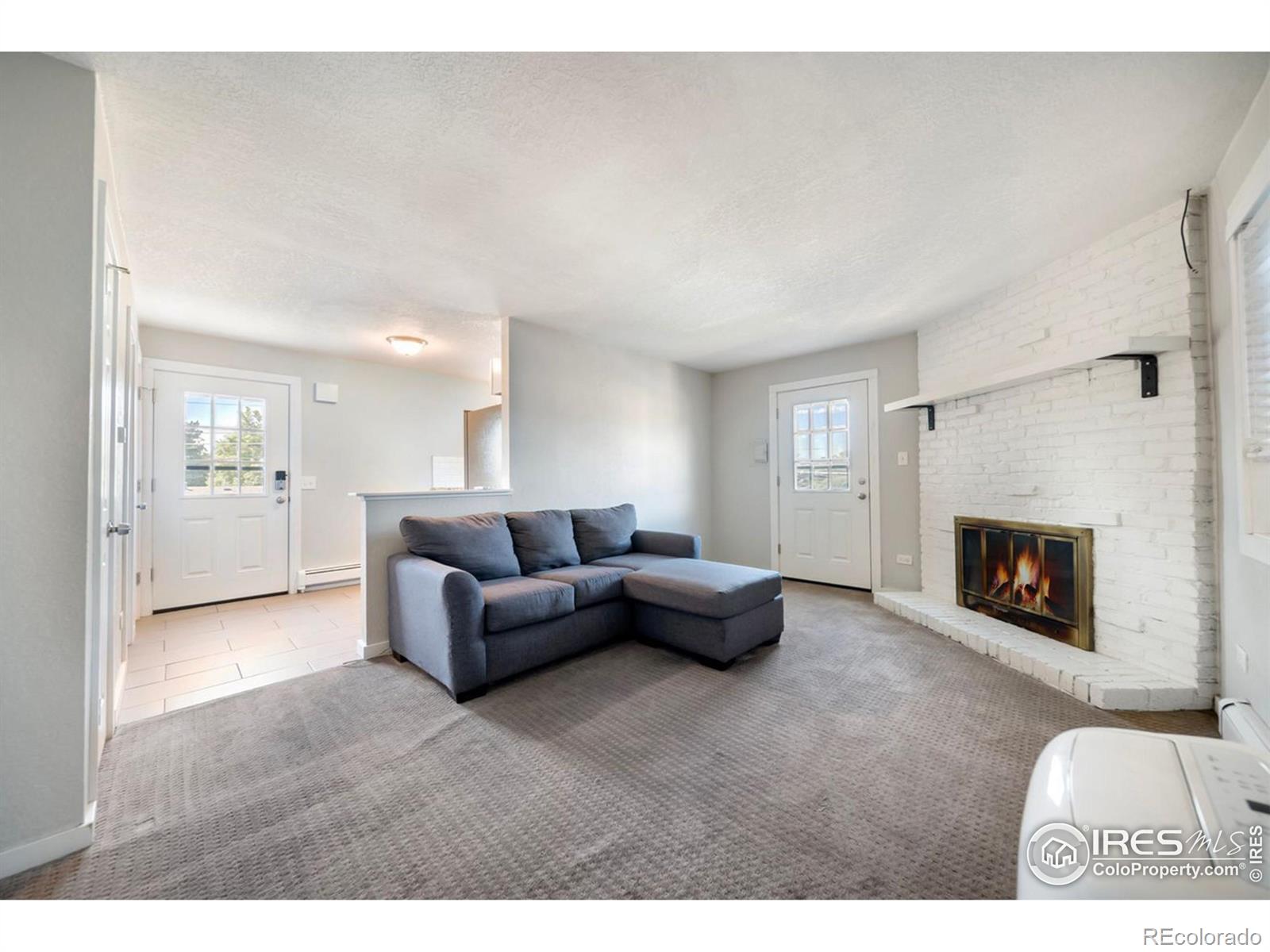 MLS Image #6 for 2700 s holly street,denver, Colorado