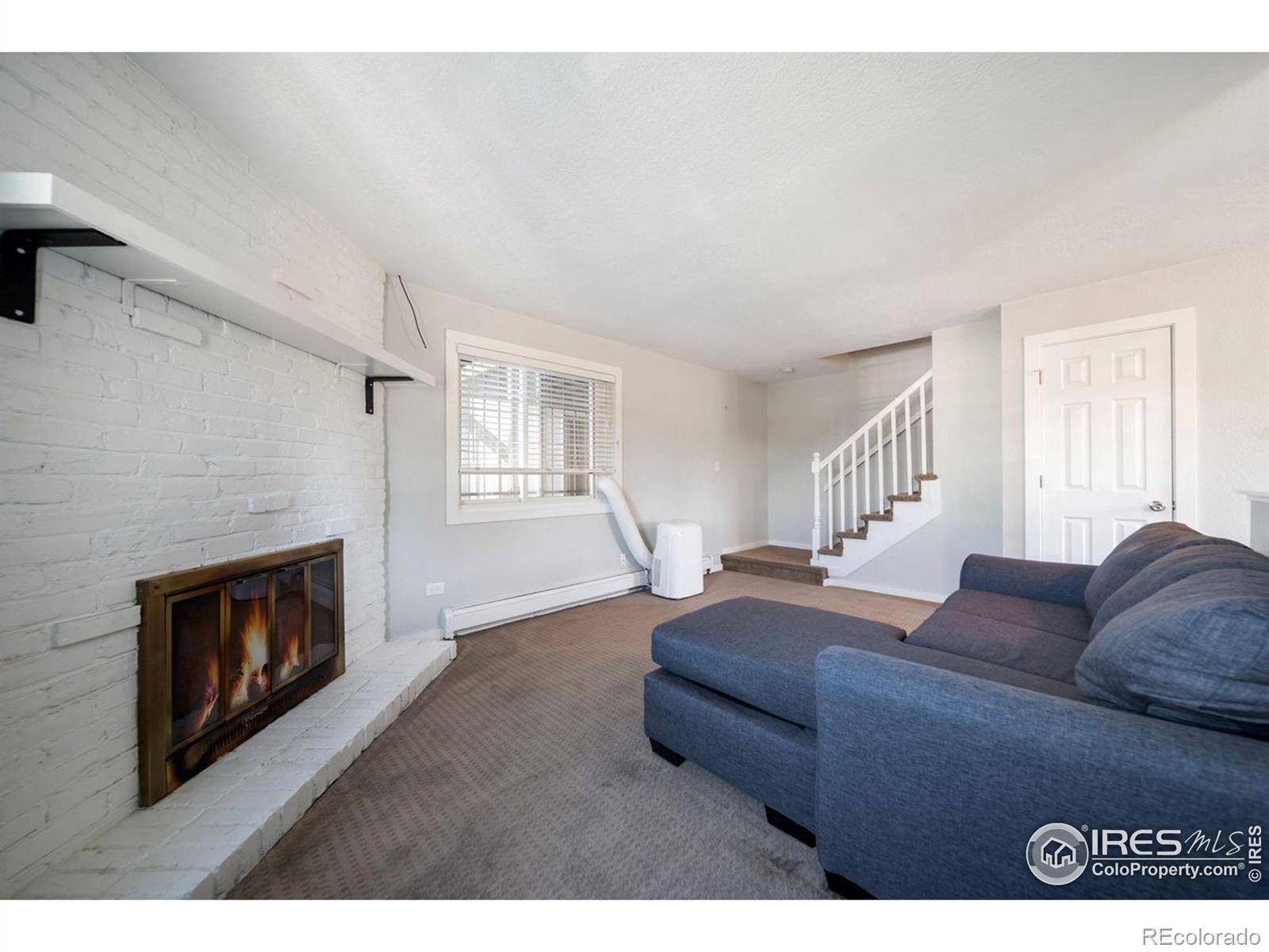MLS Image #7 for 2700 s holly street,denver, Colorado