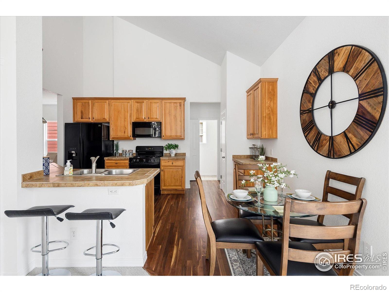 MLS Image #16 for 14214  waterside lane,broomfield, Colorado