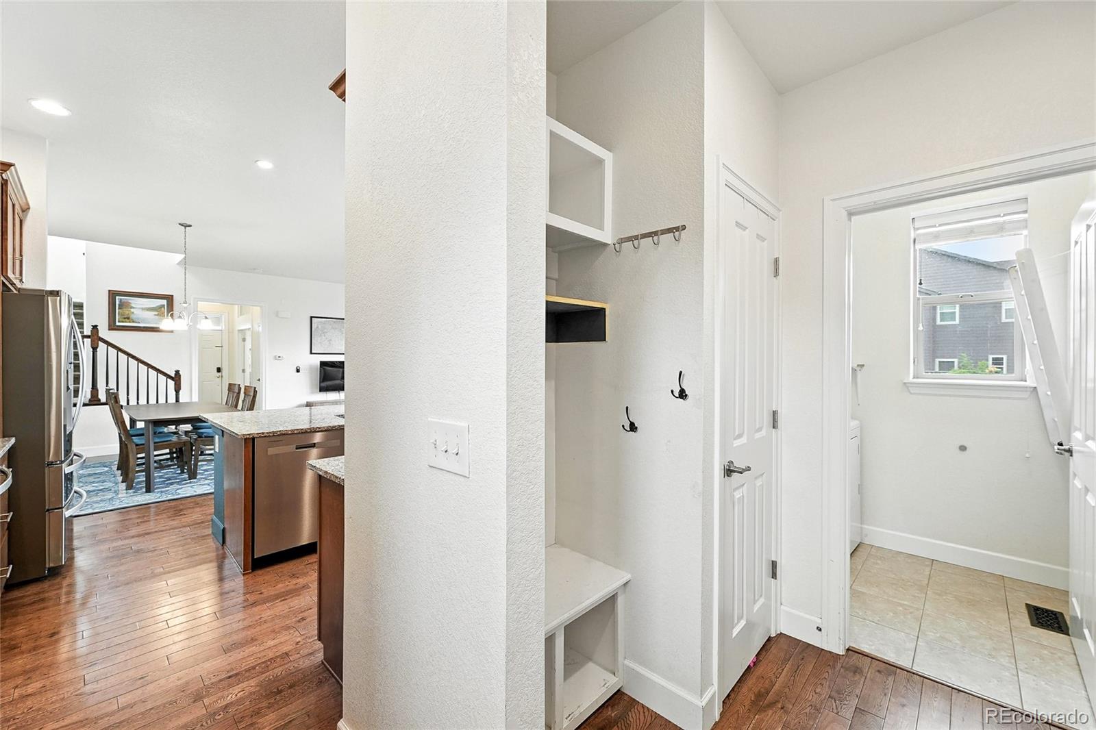 MLS Image #18 for 5207  clinton street,denver, Colorado