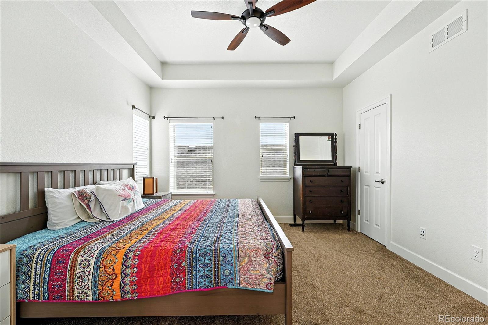 MLS Image #19 for 5207  clinton street,denver, Colorado