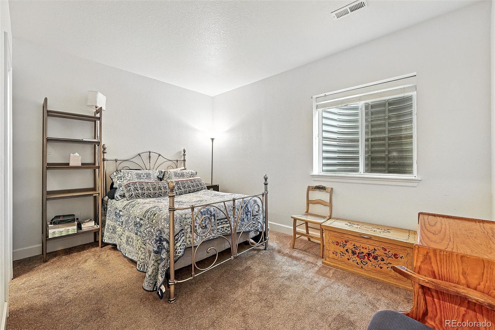 MLS Image #30 for 5207  clinton street,denver, Colorado