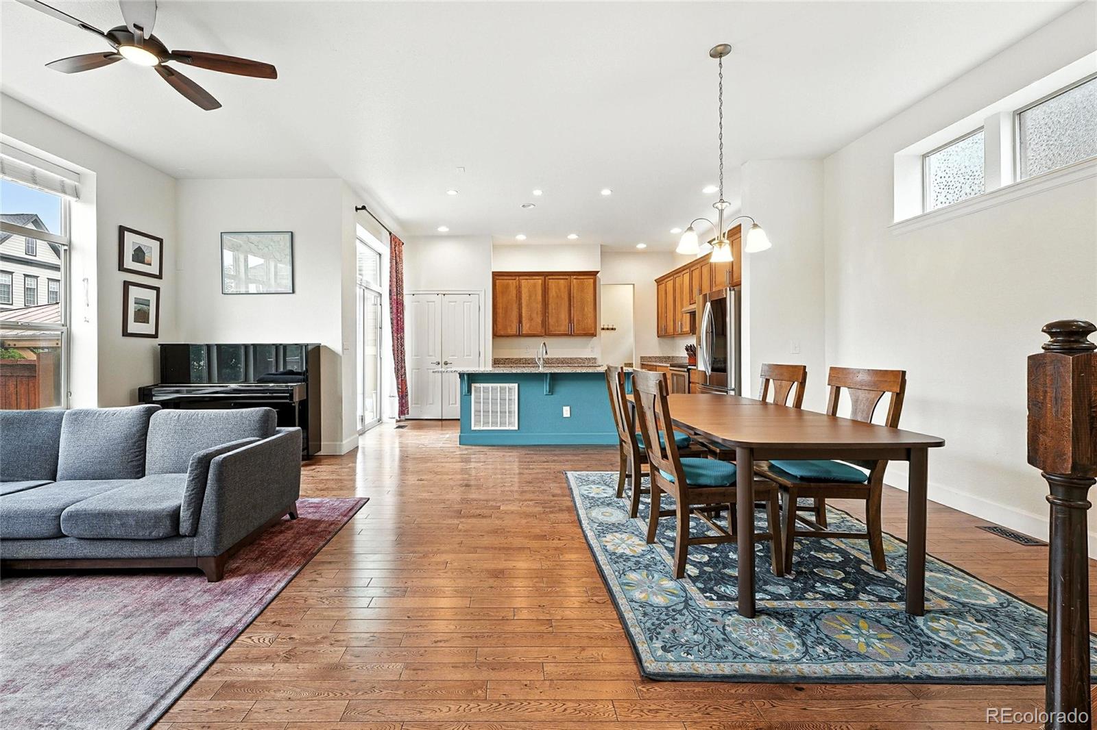 MLS Image #5 for 5207  clinton street,denver, Colorado