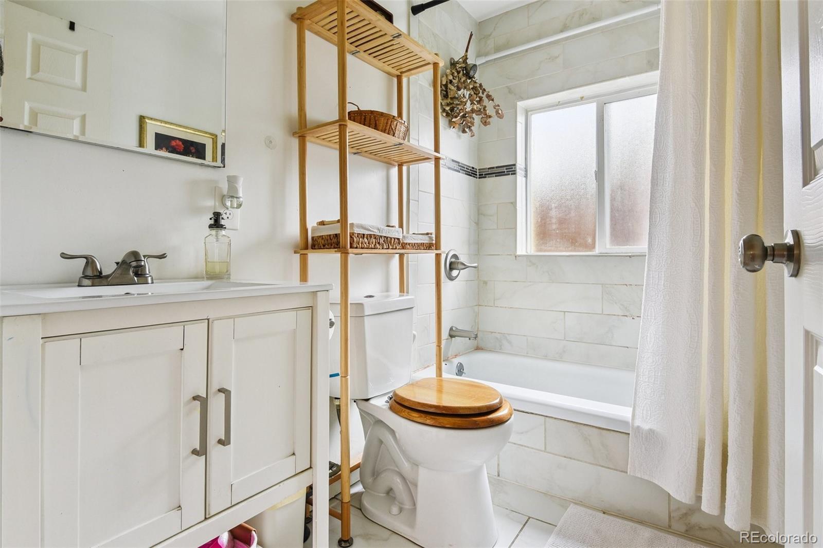 MLS Image #18 for 4714  leaf court,denver, Colorado