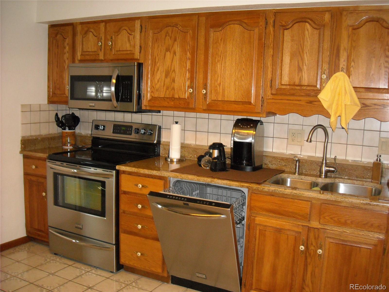 MLS Image #5 for 8644 w 66th circle,arvada, Colorado
