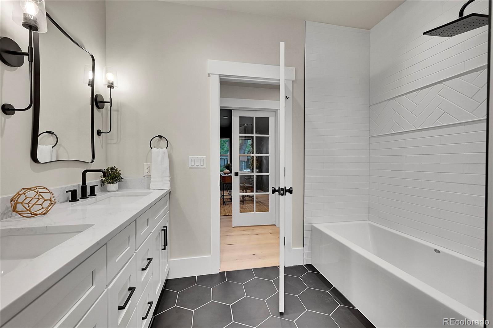 MLS Image #25 for 4  village court,littleton, Colorado