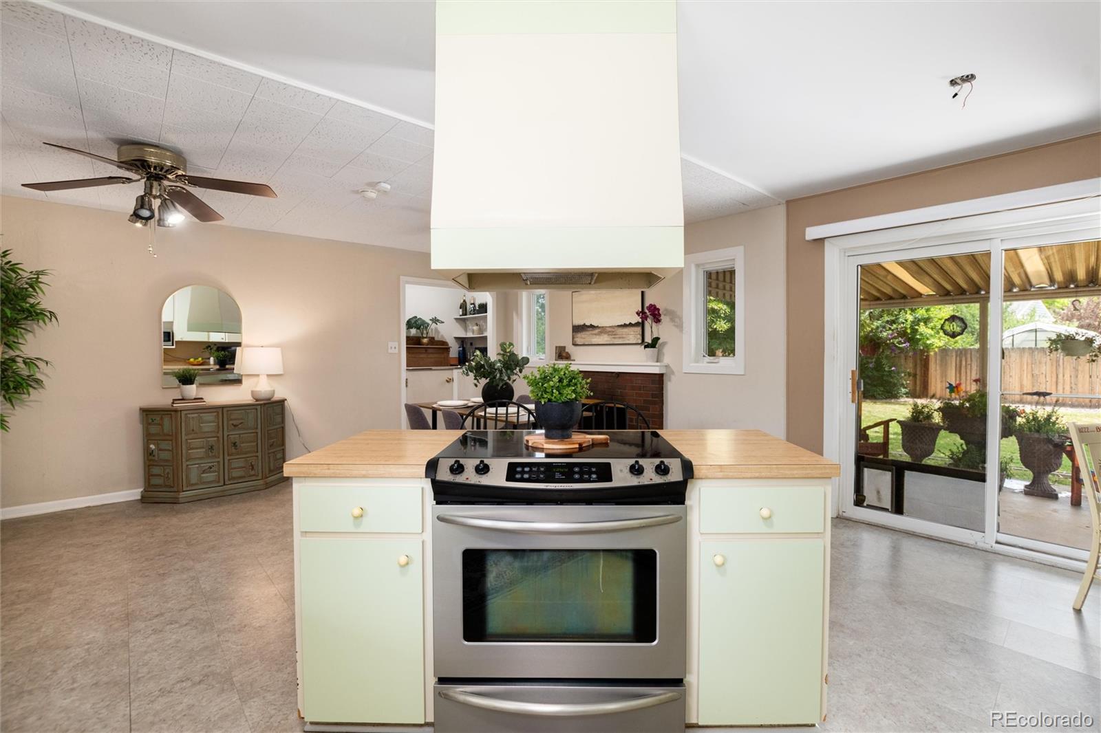 MLS Image #15 for 6600 s williams circle,centennial, Colorado