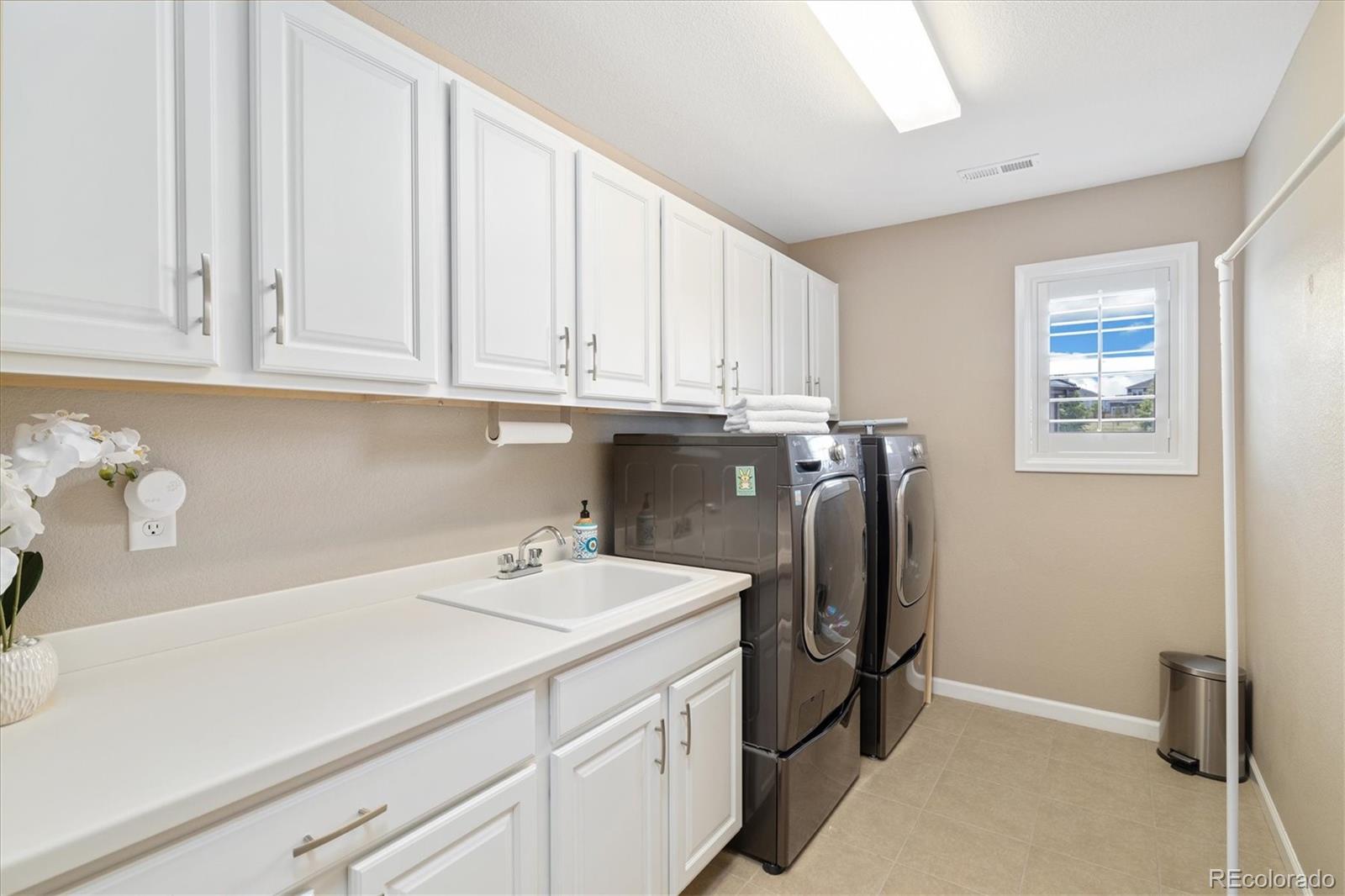 MLS Image #29 for 26535 e links place,aurora, Colorado