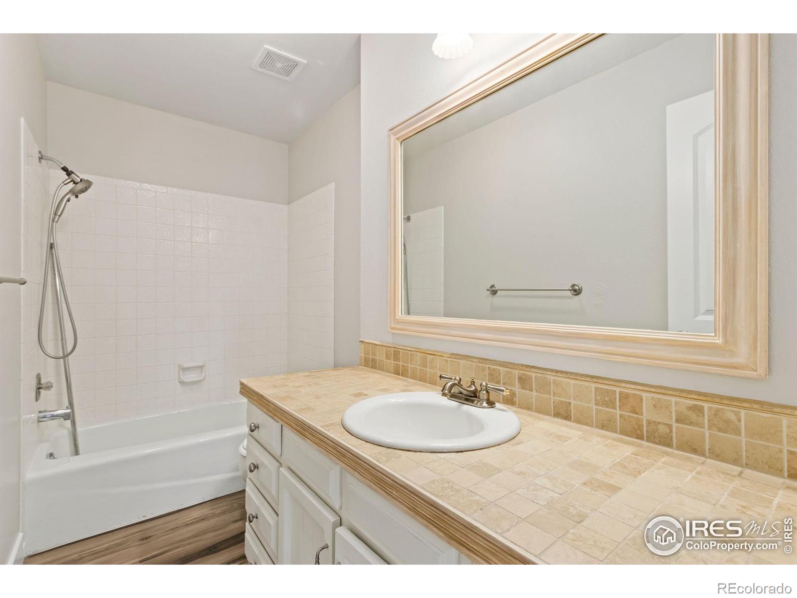 MLS Image #17 for 1331  centennial road,fort collins, Colorado