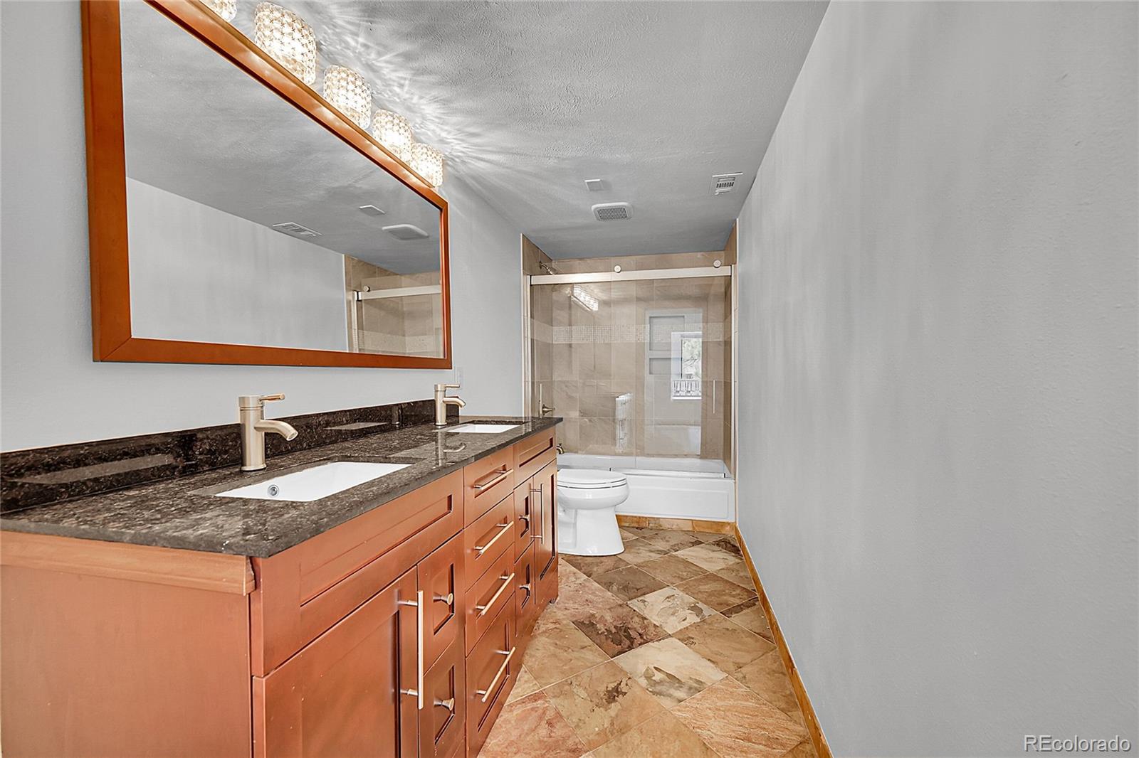 MLS Image #16 for 2525 s dayton way,denver, Colorado
