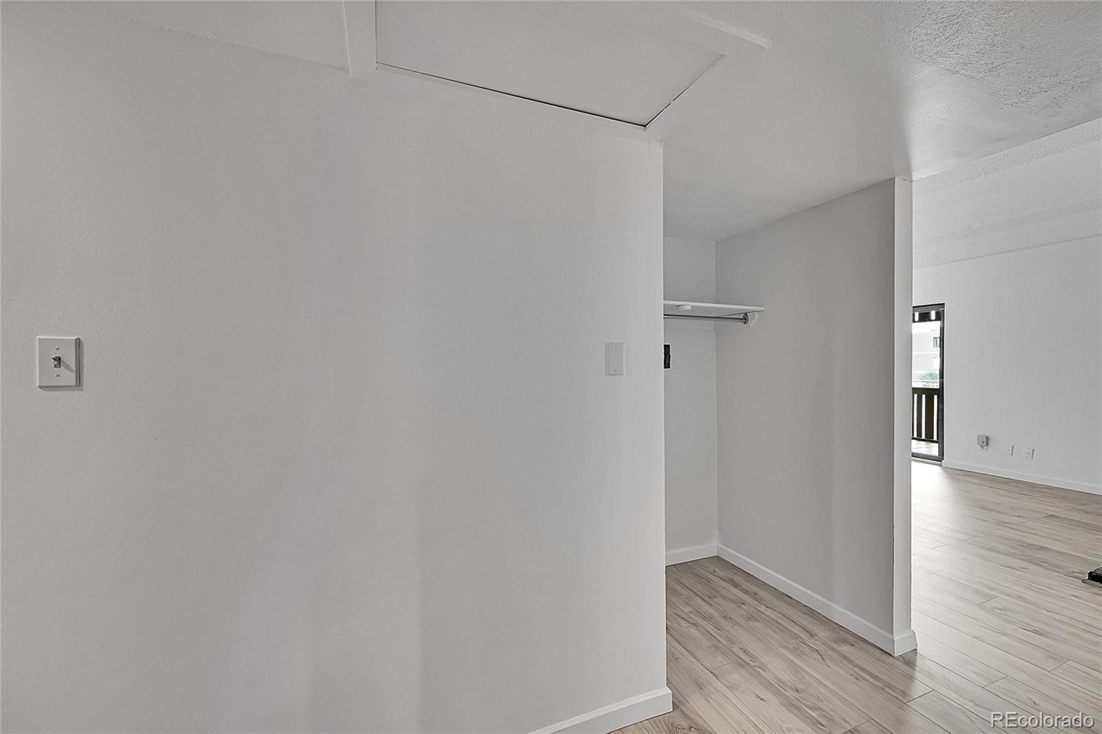 MLS Image #3 for 2525 s dayton way,denver, Colorado