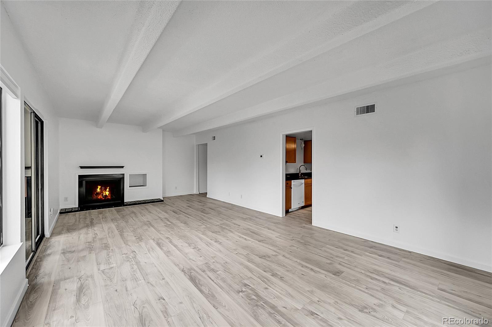 MLS Image #9 for 2525 s dayton way,denver, Colorado
