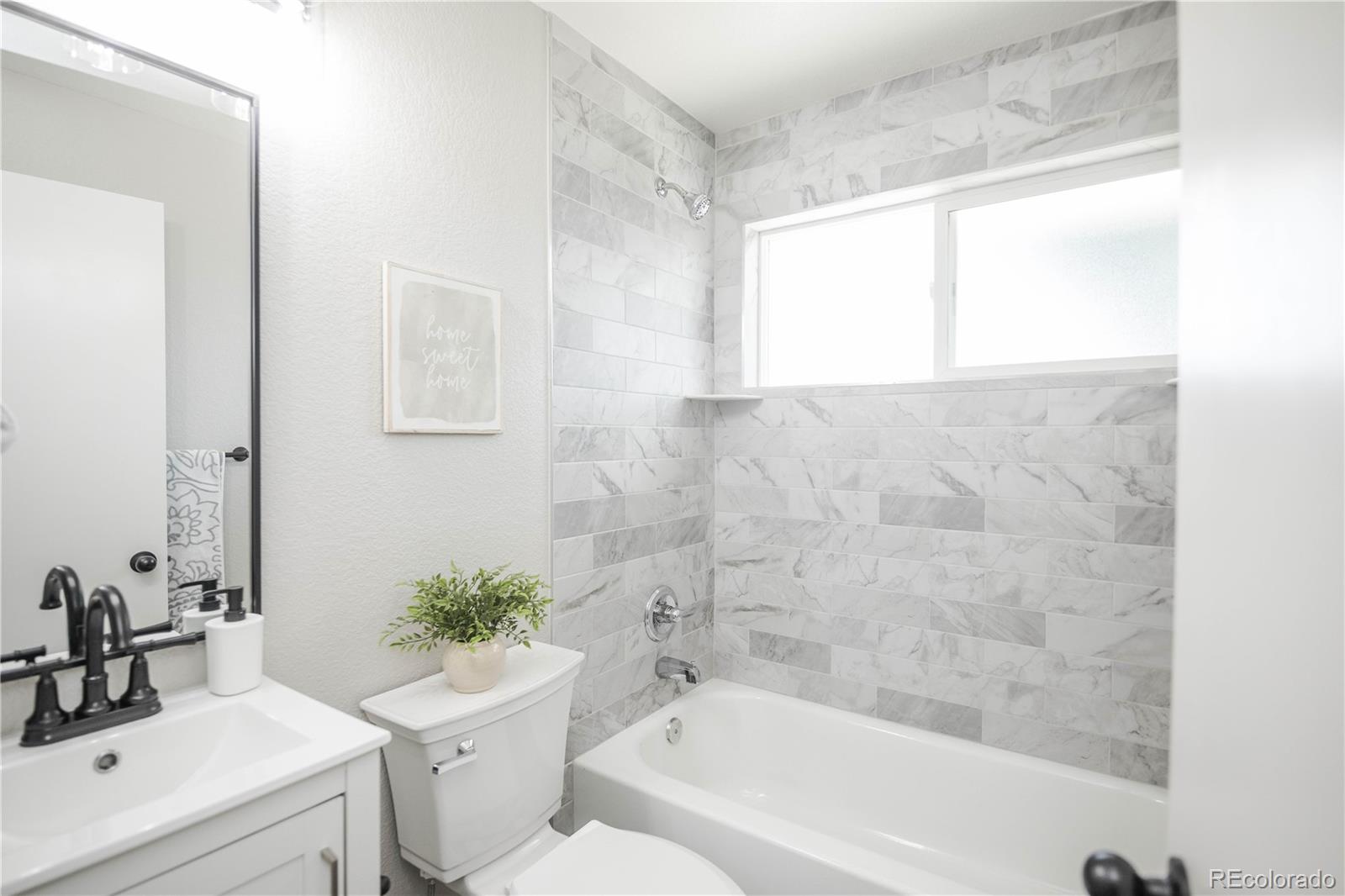 MLS Image #14 for 3690  leyden street,denver, Colorado