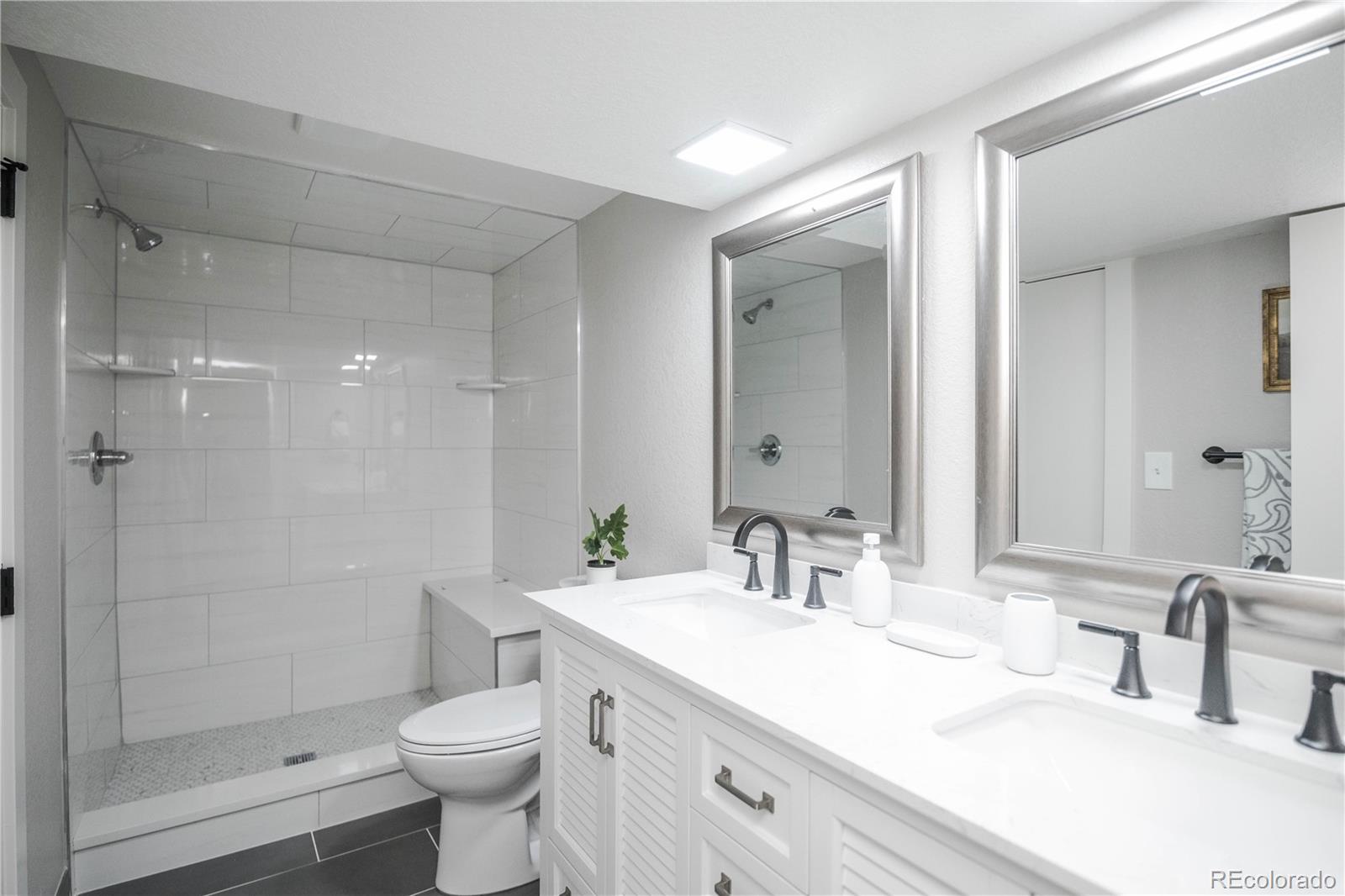MLS Image #28 for 3690  leyden street,denver, Colorado