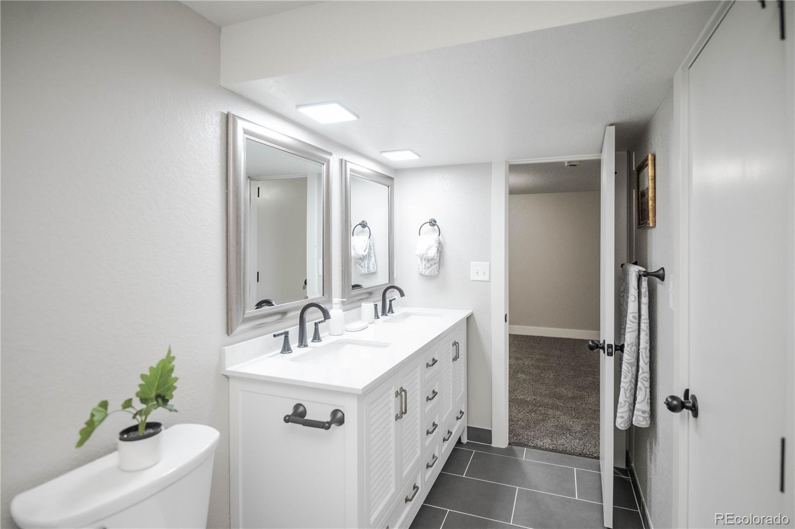 MLS Image #30 for 3690  leyden street,denver, Colorado