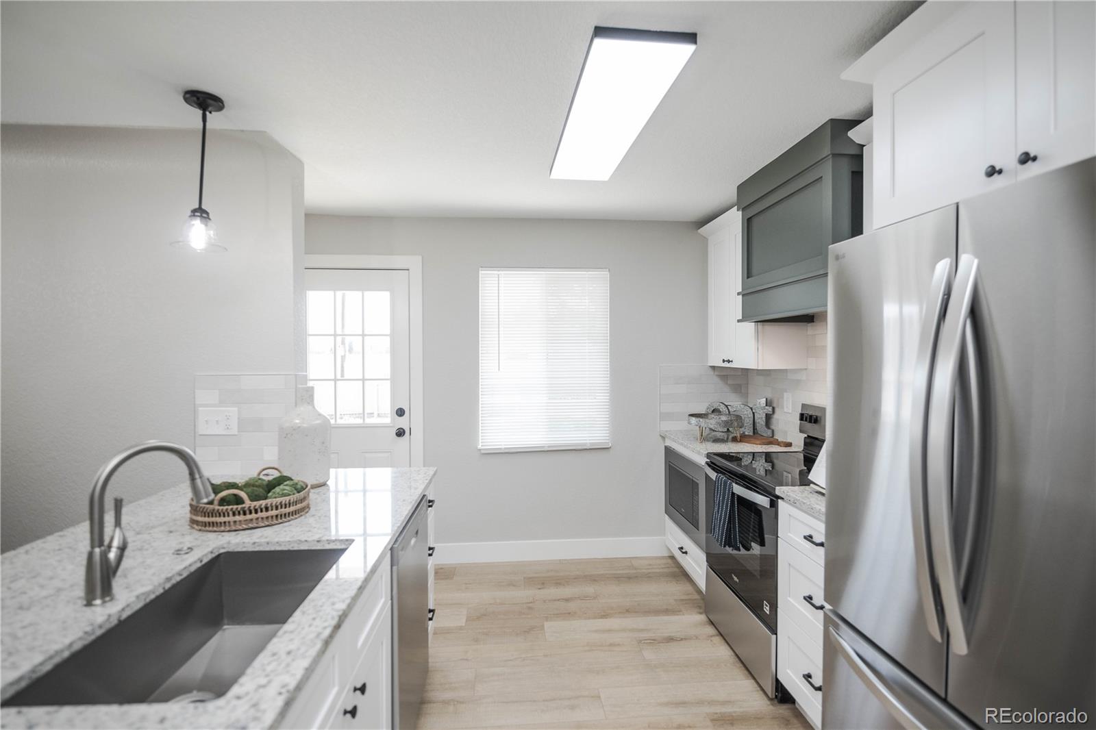 MLS Image #6 for 3690  leyden street,denver, Colorado