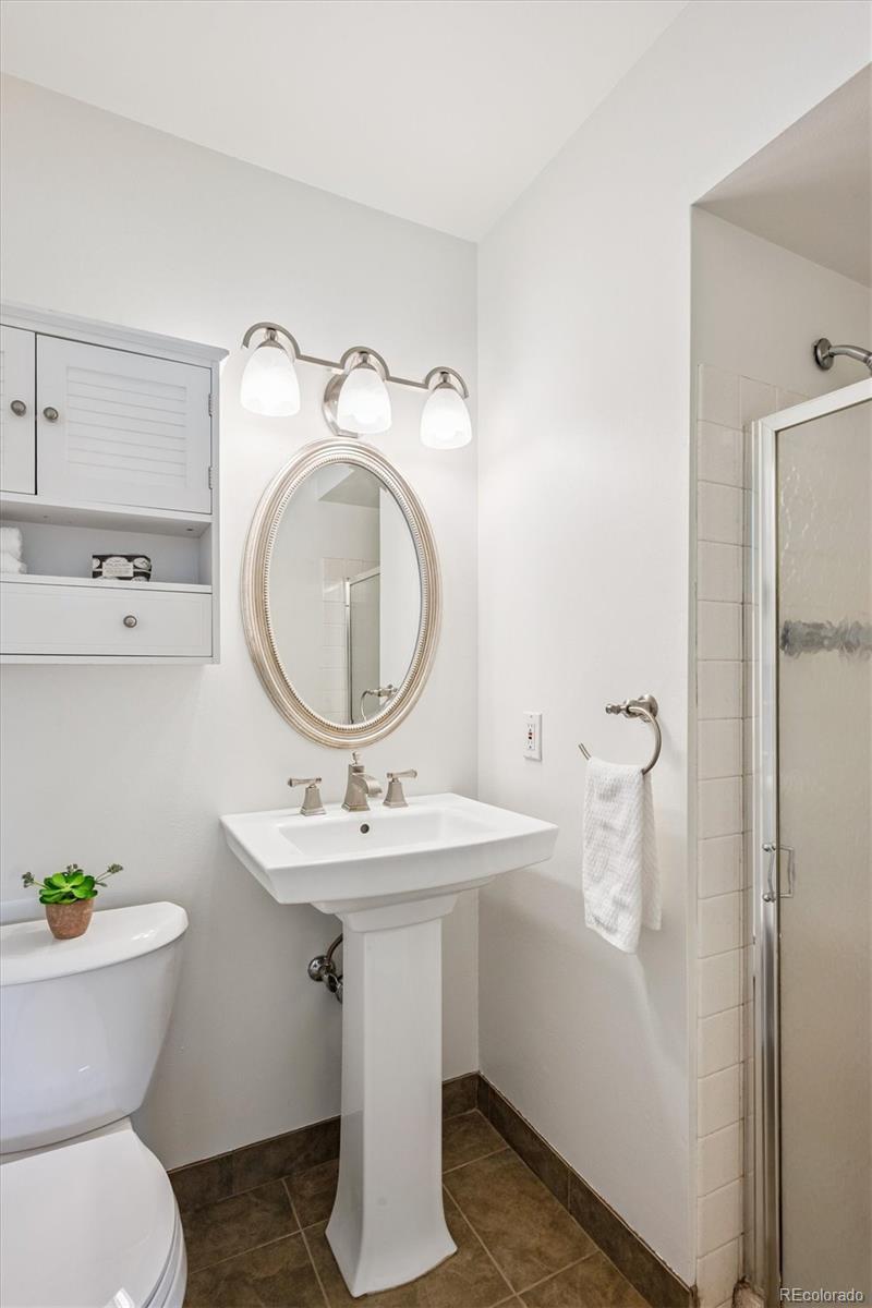 MLS Image #22 for 1692 s ivanhoe street,denver, Colorado