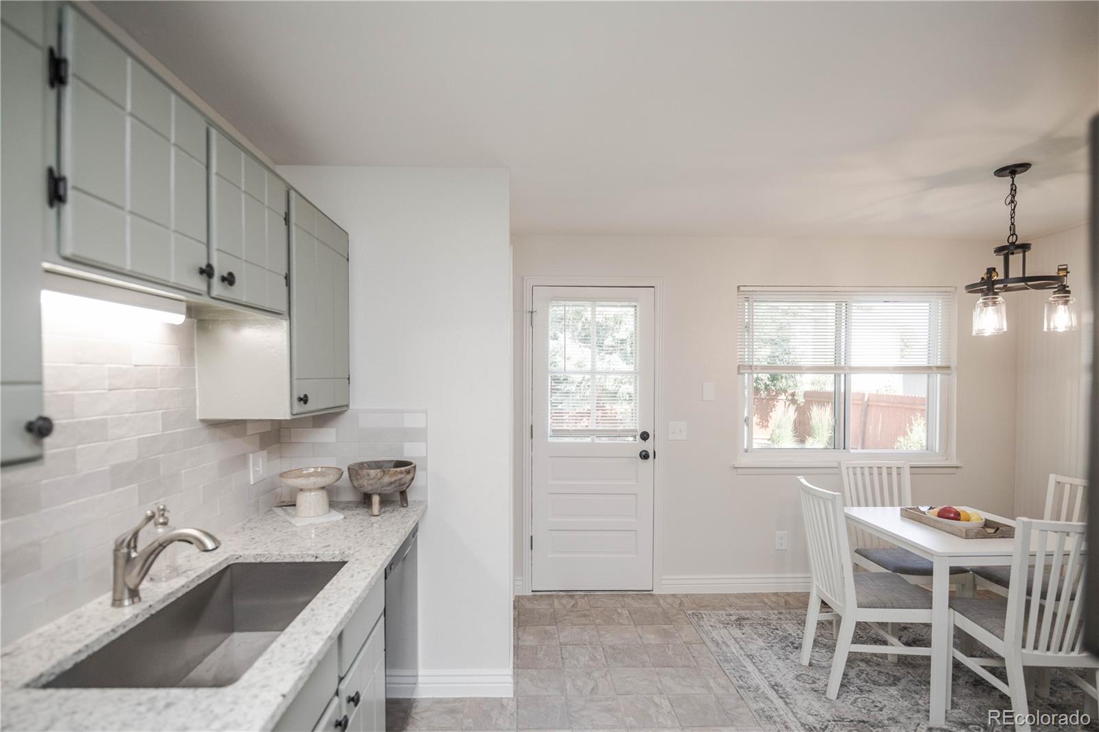 MLS Image #4 for 9731 w polk drive,littleton, Colorado