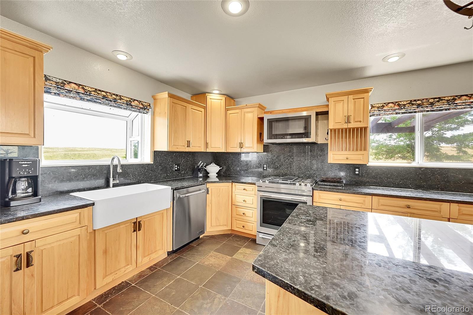 MLS Image #10 for 5225  tom bay place,bennett, Colorado