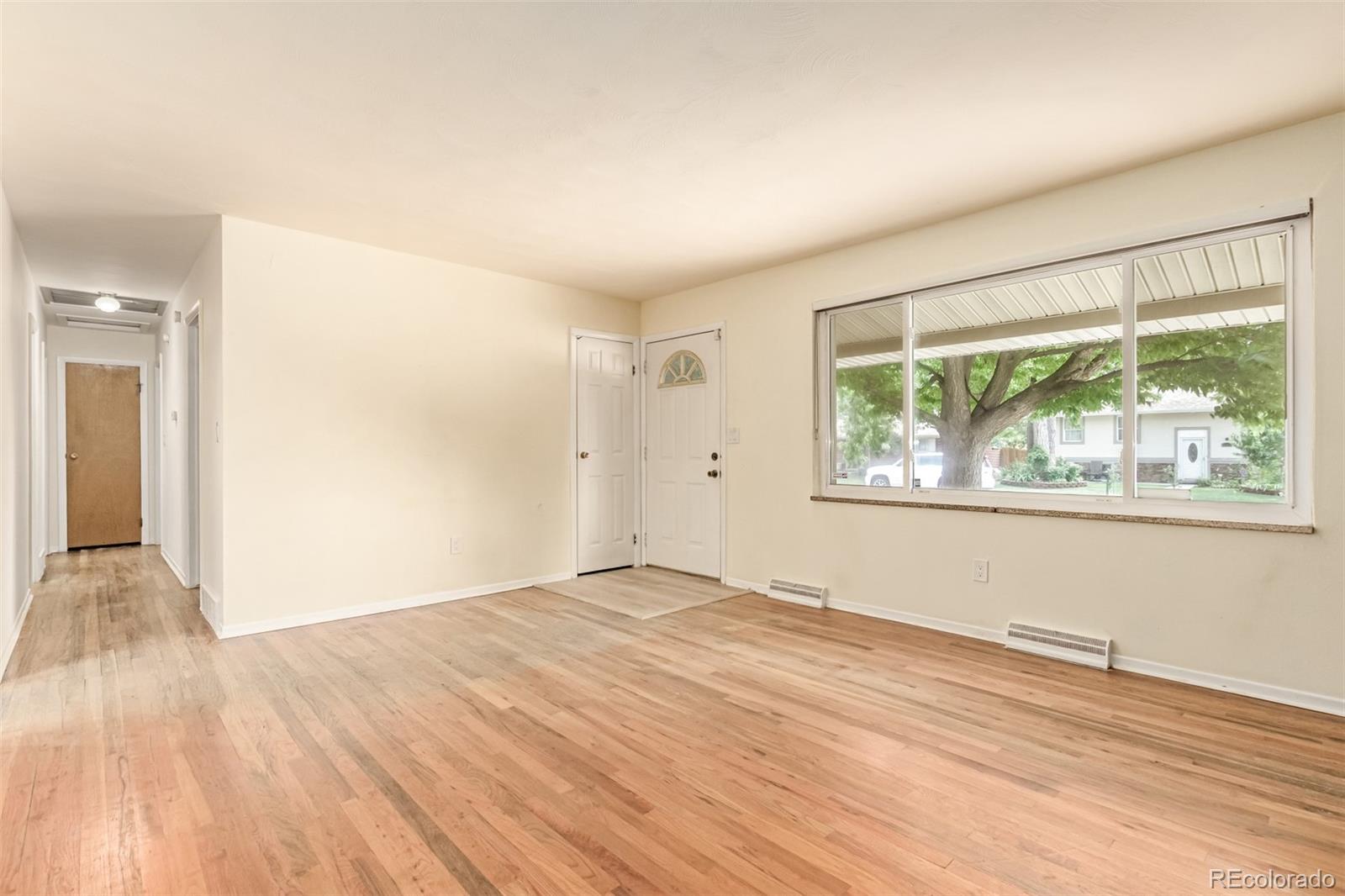 MLS Image #4 for 8417  sheridan court,arvada, Colorado