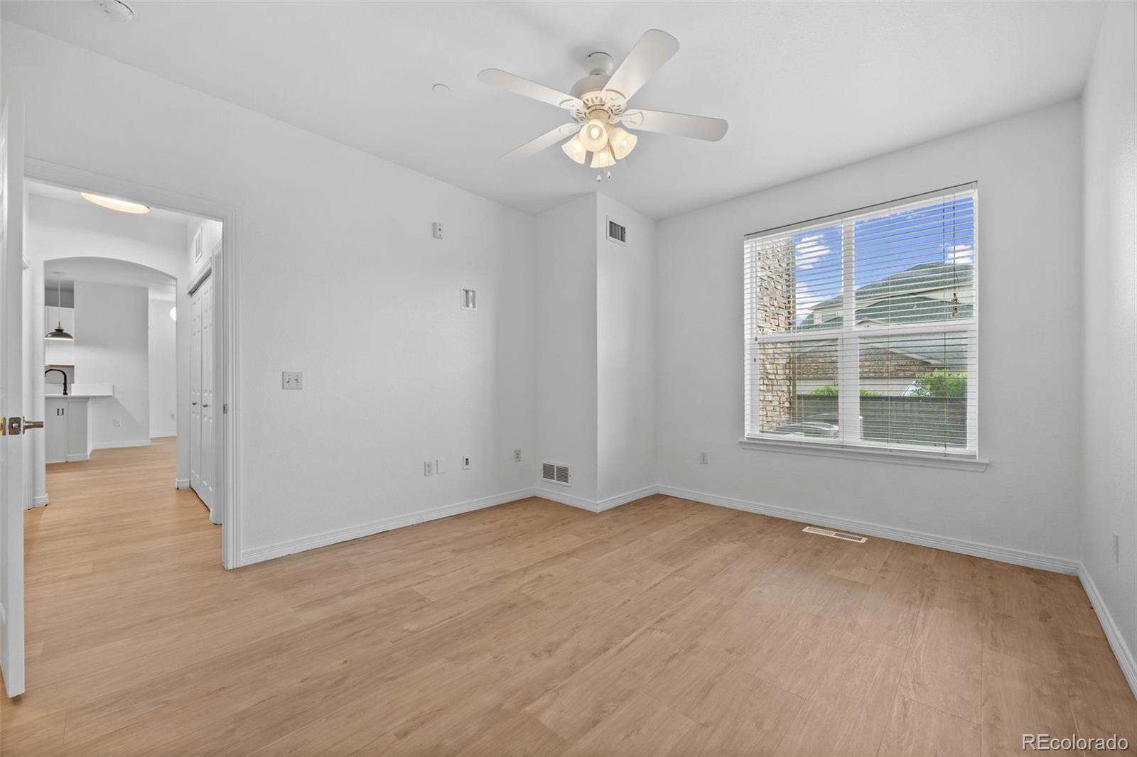 MLS Image #14 for 7222 s blackhawk street,englewood, Colorado