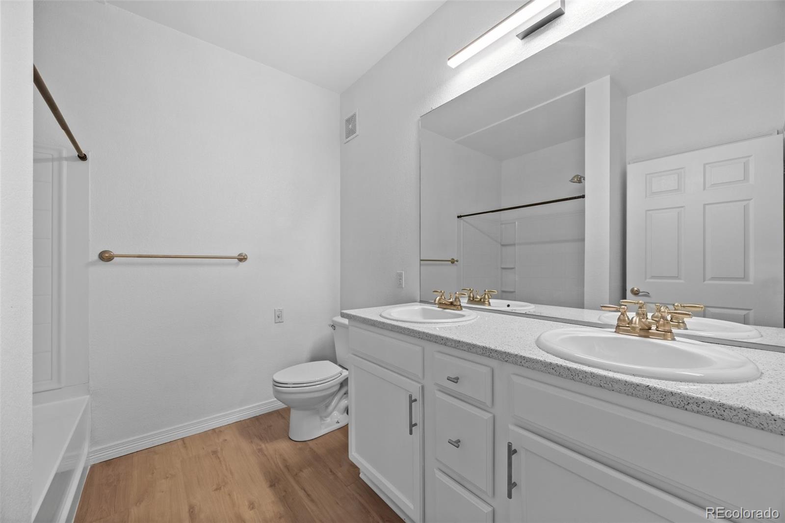 MLS Image #16 for 7222 s blackhawk street,englewood, Colorado