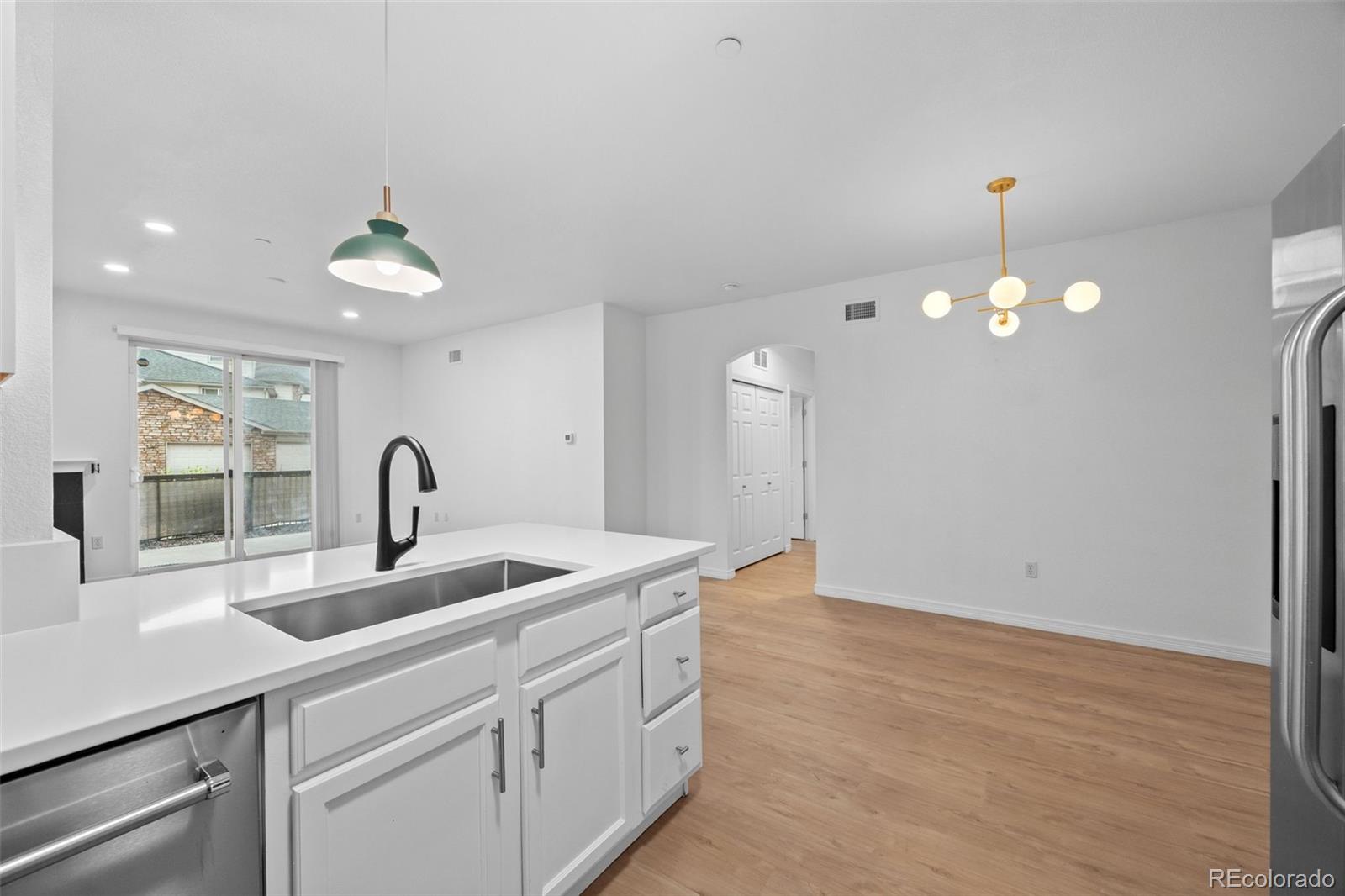 MLS Image #4 for 7222 s blackhawk street,englewood, Colorado