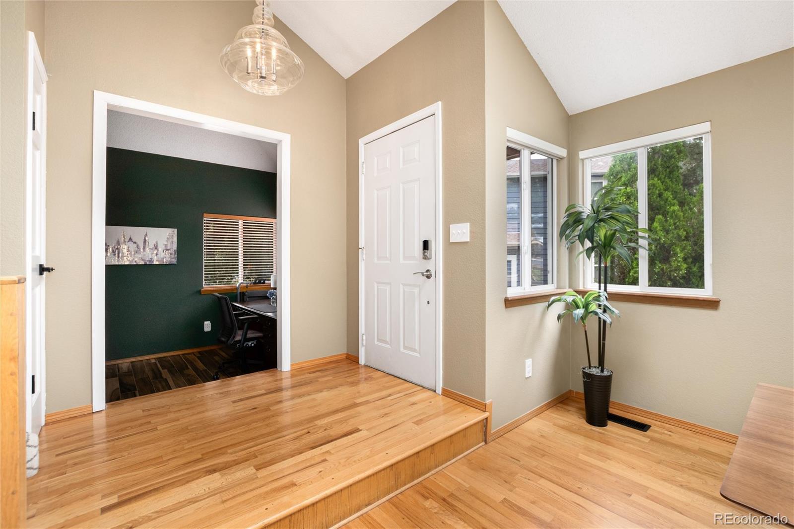 MLS Image #3 for 3856 s gibralter street,aurora, Colorado