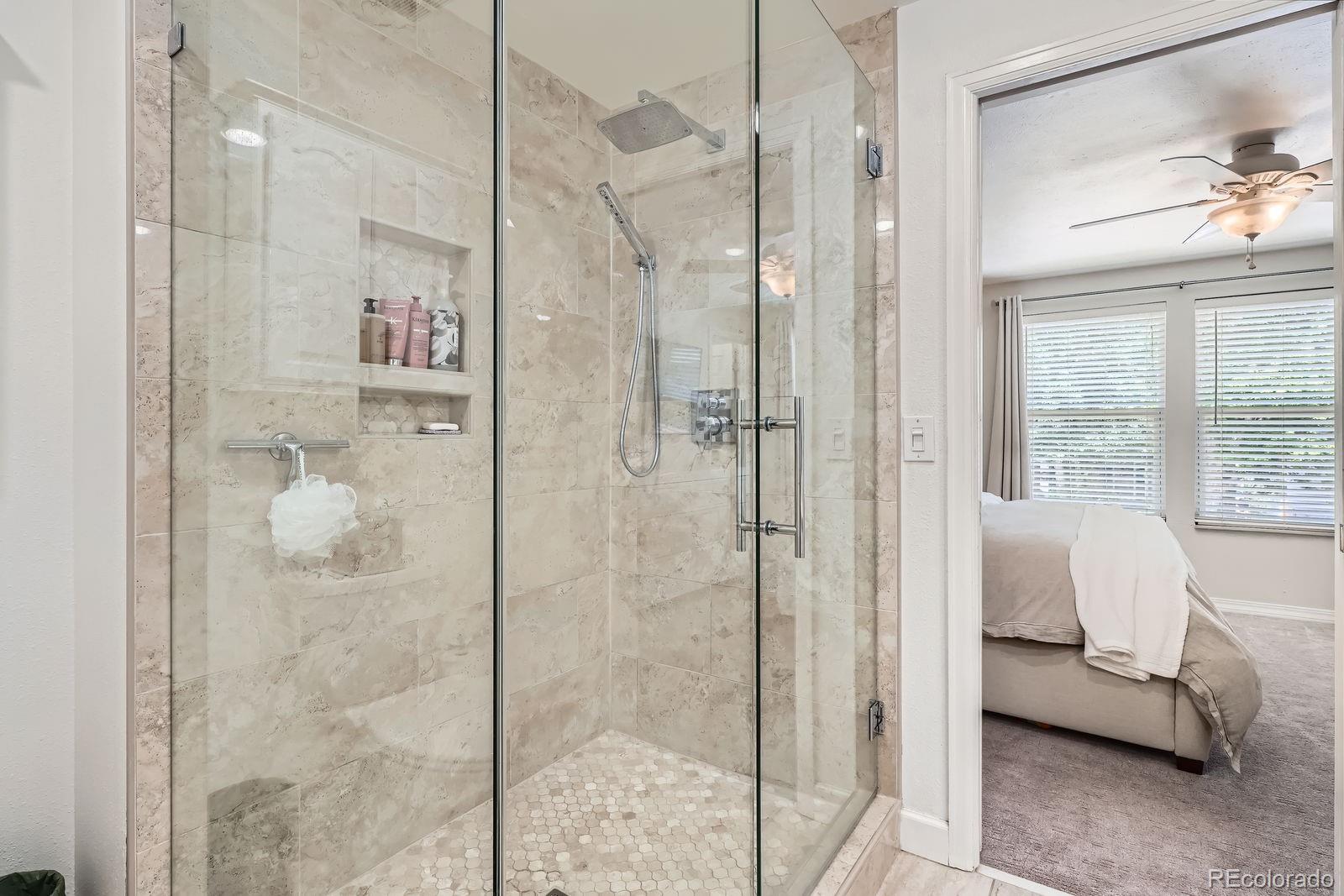 MLS Image #16 for 5623 s jamaica way,englewood, Colorado