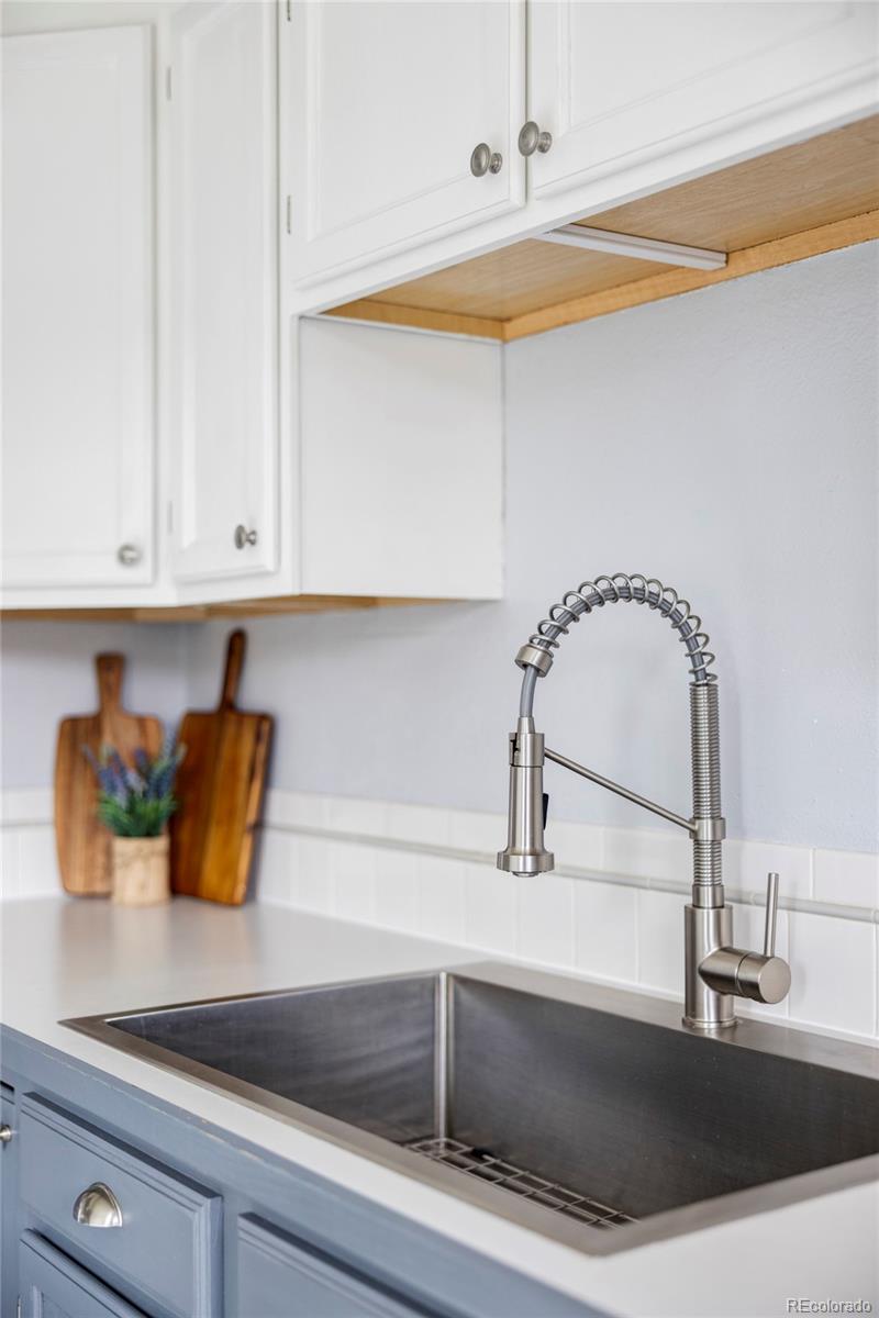 MLS Image #11 for 5190 e asbury avenue,denver, Colorado