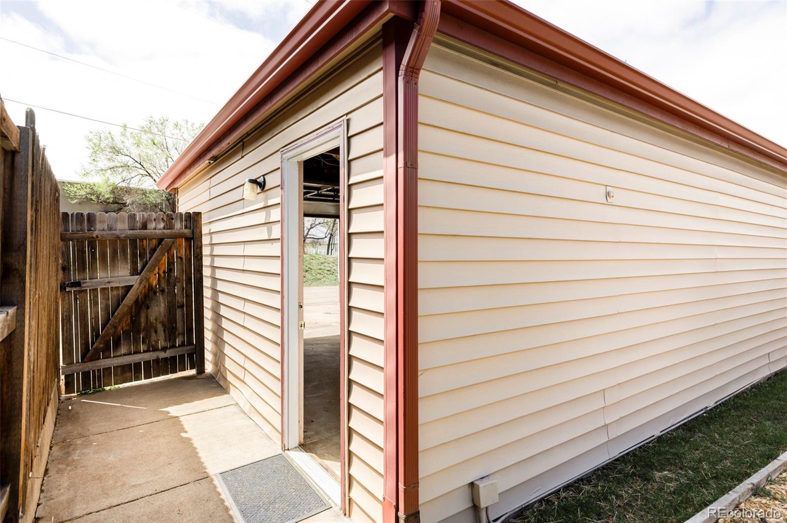 MLS Image #22 for 5190 e asbury avenue,denver, Colorado