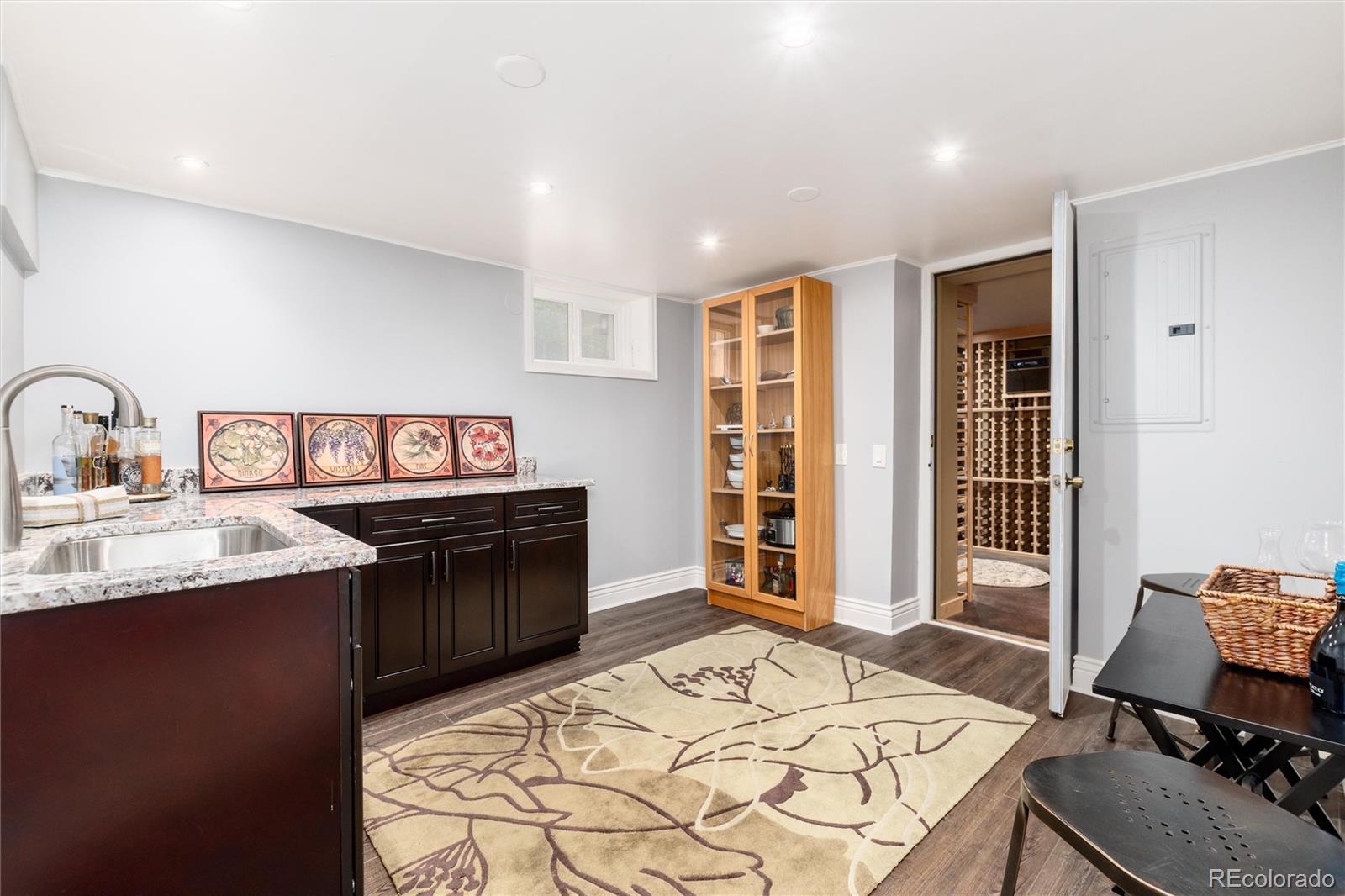 MLS Image #13 for 441 n pearl street,denver, Colorado