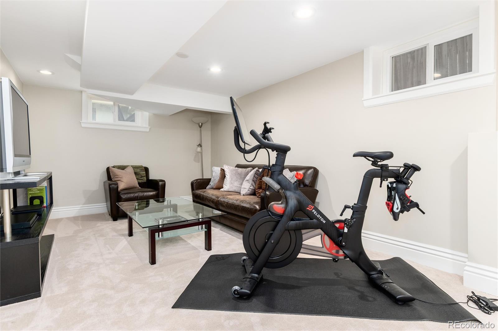 MLS Image #15 for 441 n pearl street,denver, Colorado