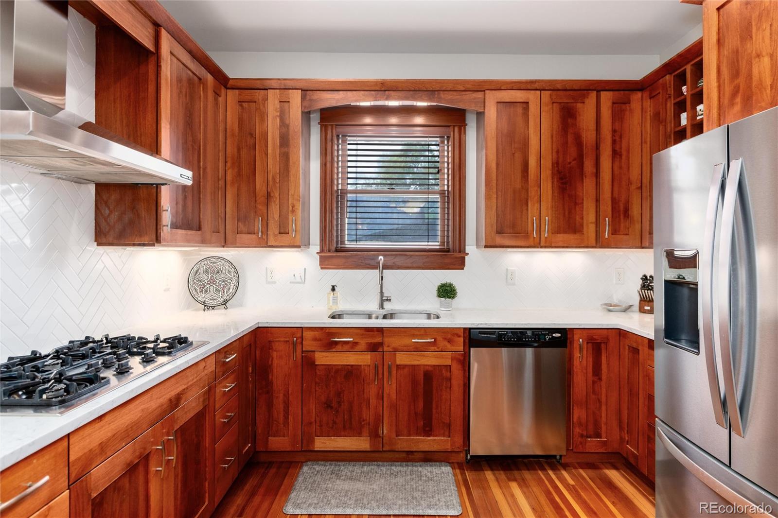 MLS Image #35 for 441 n pearl street,denver, Colorado