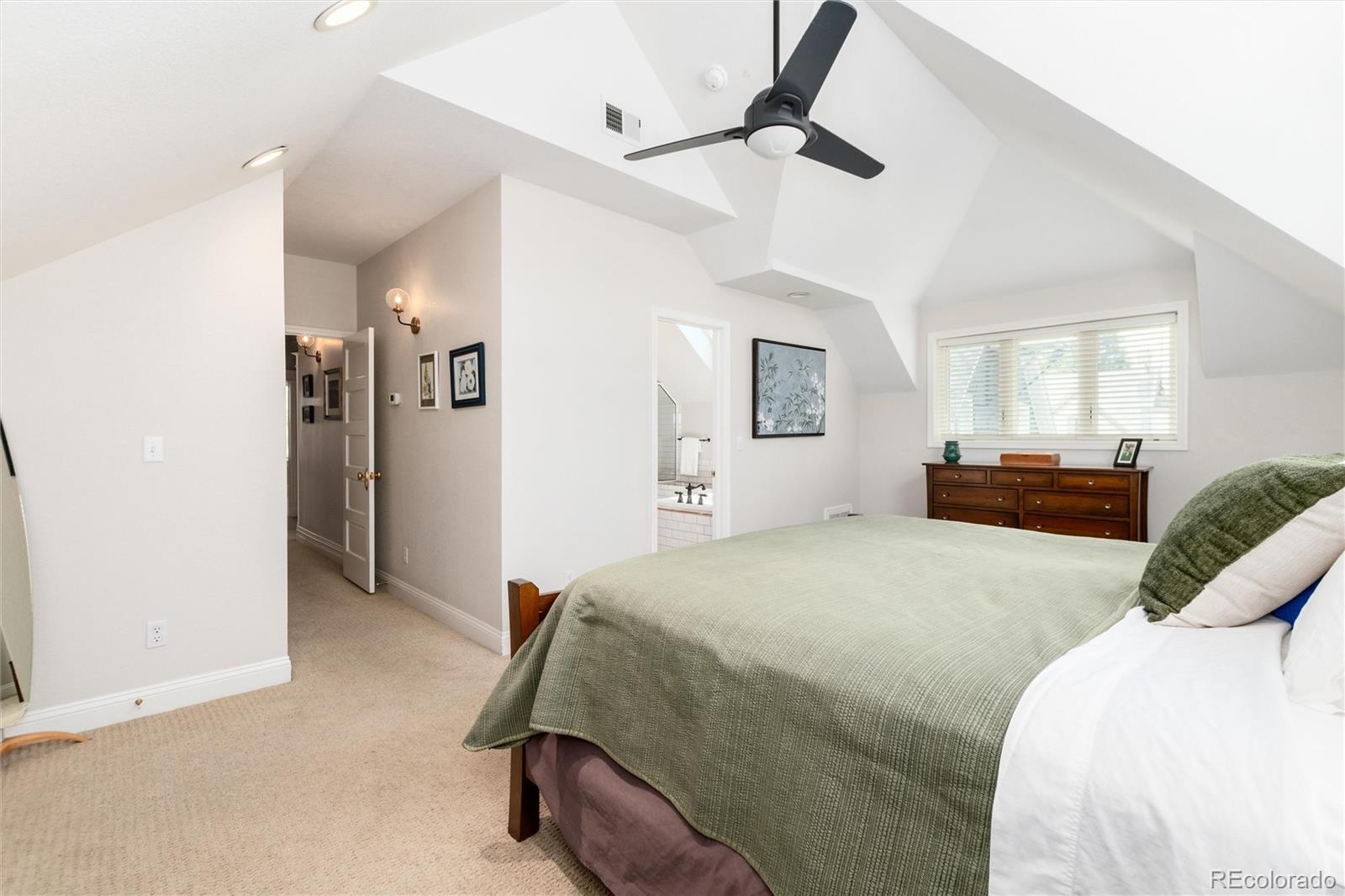 MLS Image #37 for 441 n pearl street,denver, Colorado