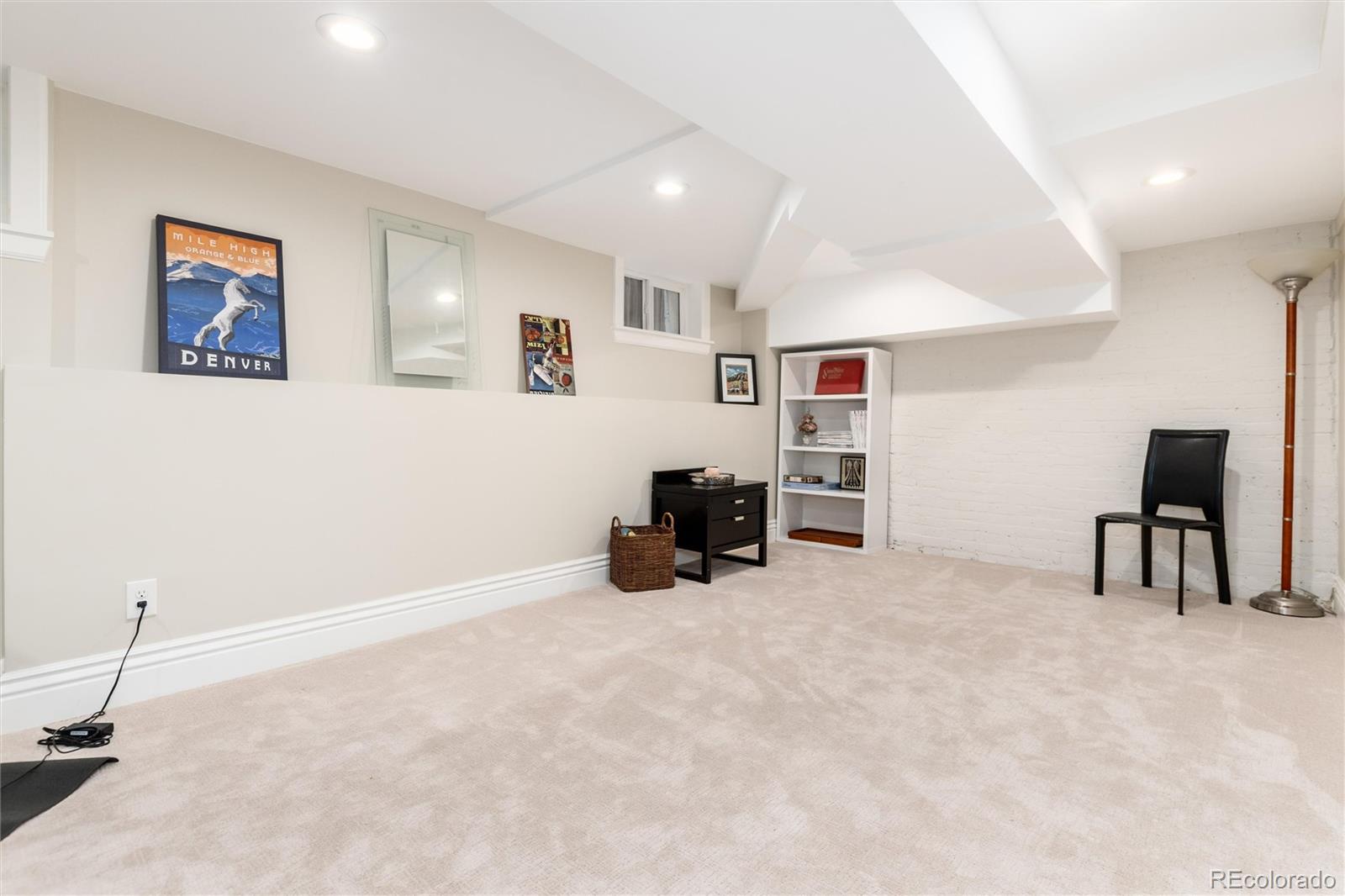 MLS Image #41 for 441 n pearl street,denver, Colorado
