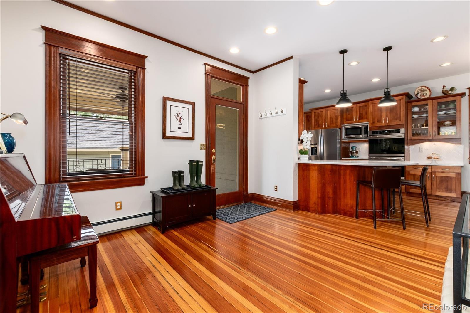 MLS Image #8 for 441 n pearl street,denver, Colorado
