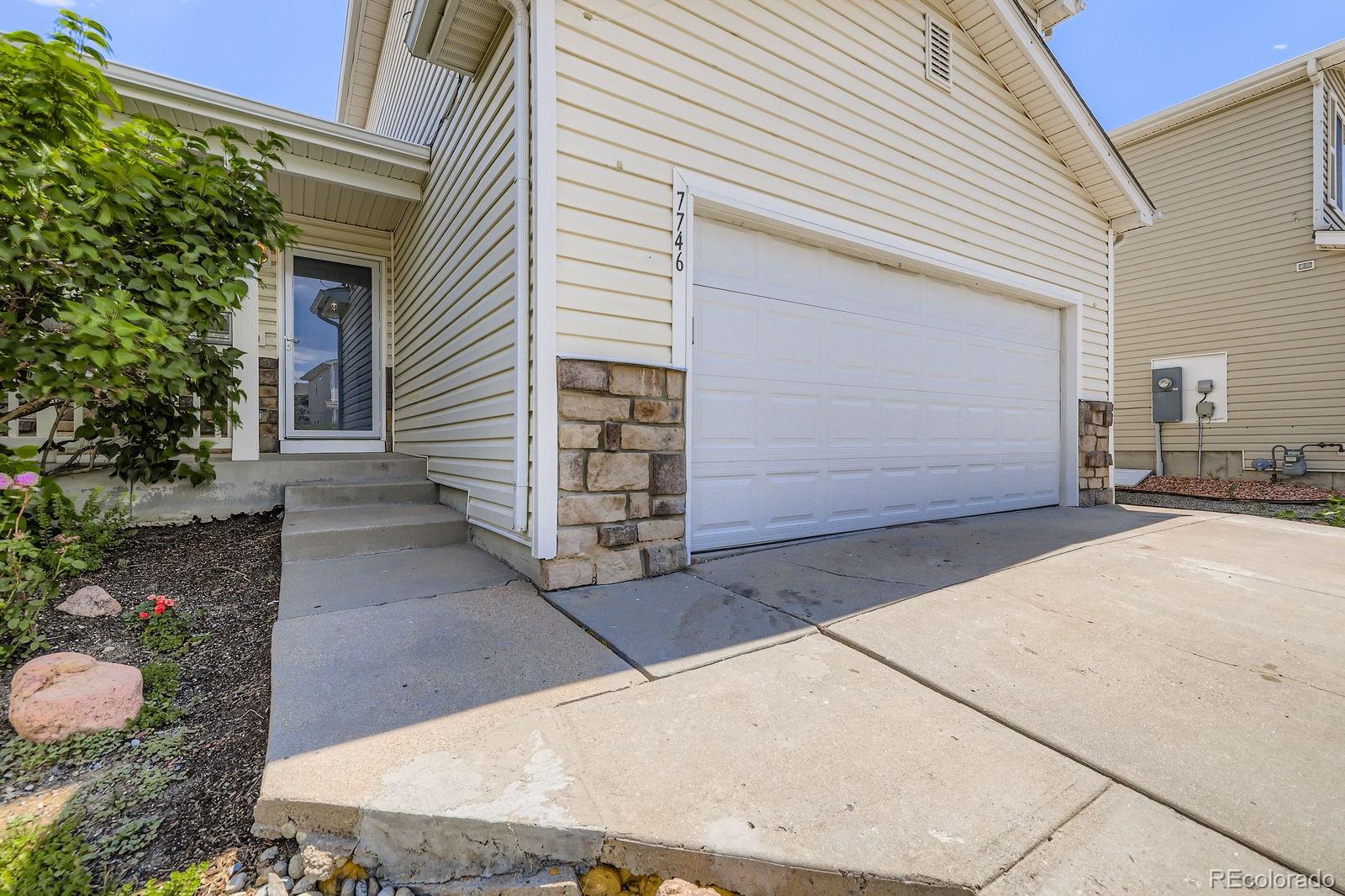 MLS Image #2 for 7746  mule deer place,littleton, Colorado