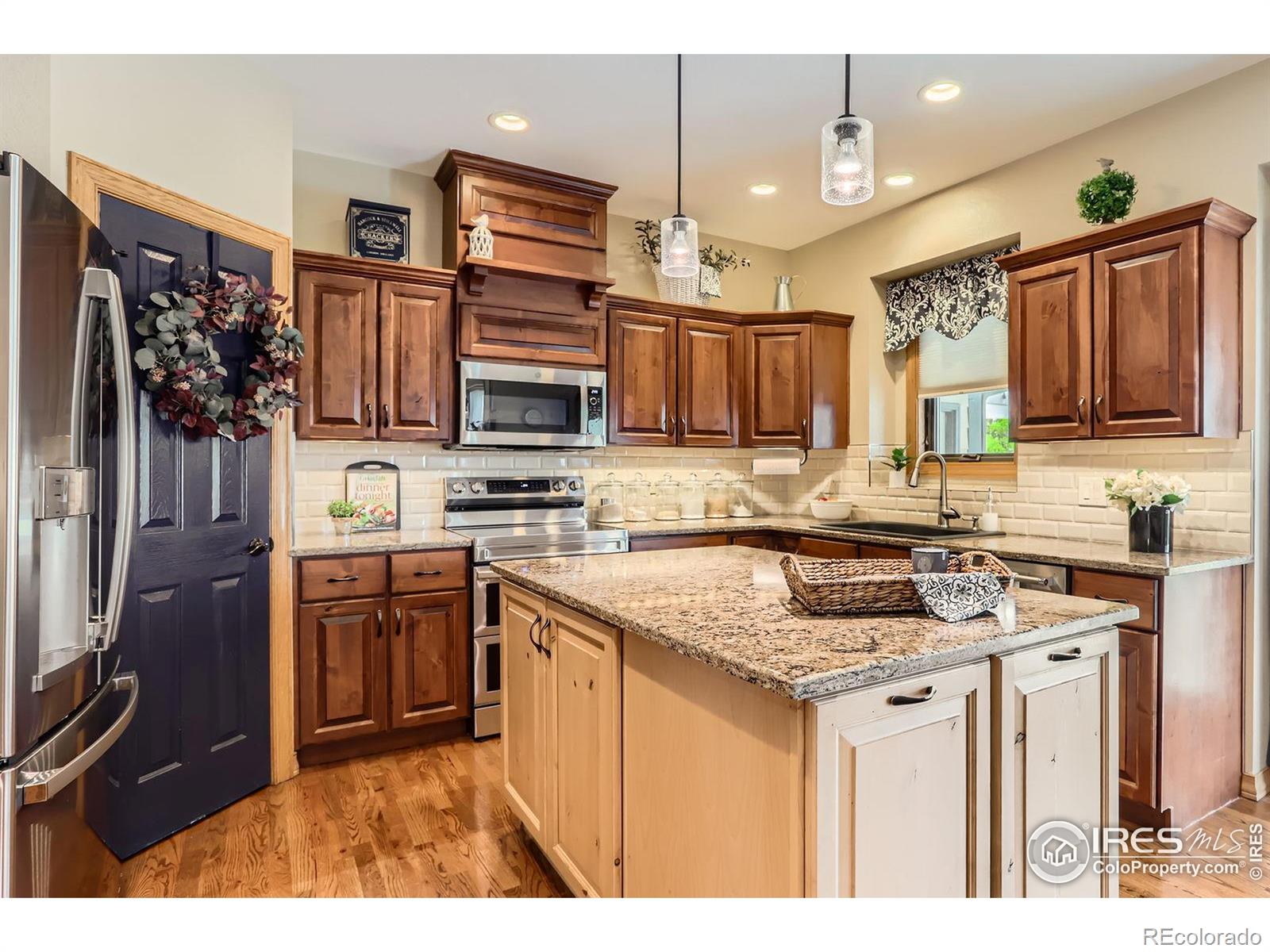 MLS Image #7 for 640  valley view road,loveland, Colorado