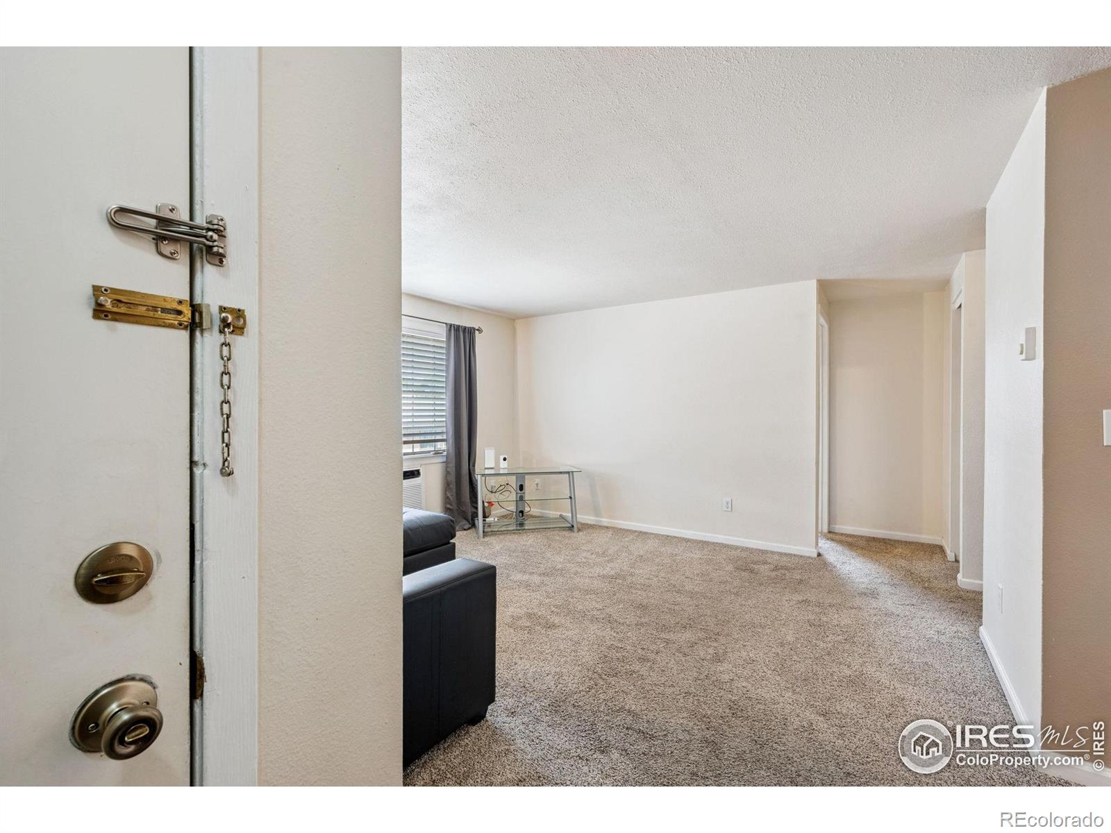 MLS Image #5 for 132 w 47th place,loveland, Colorado
