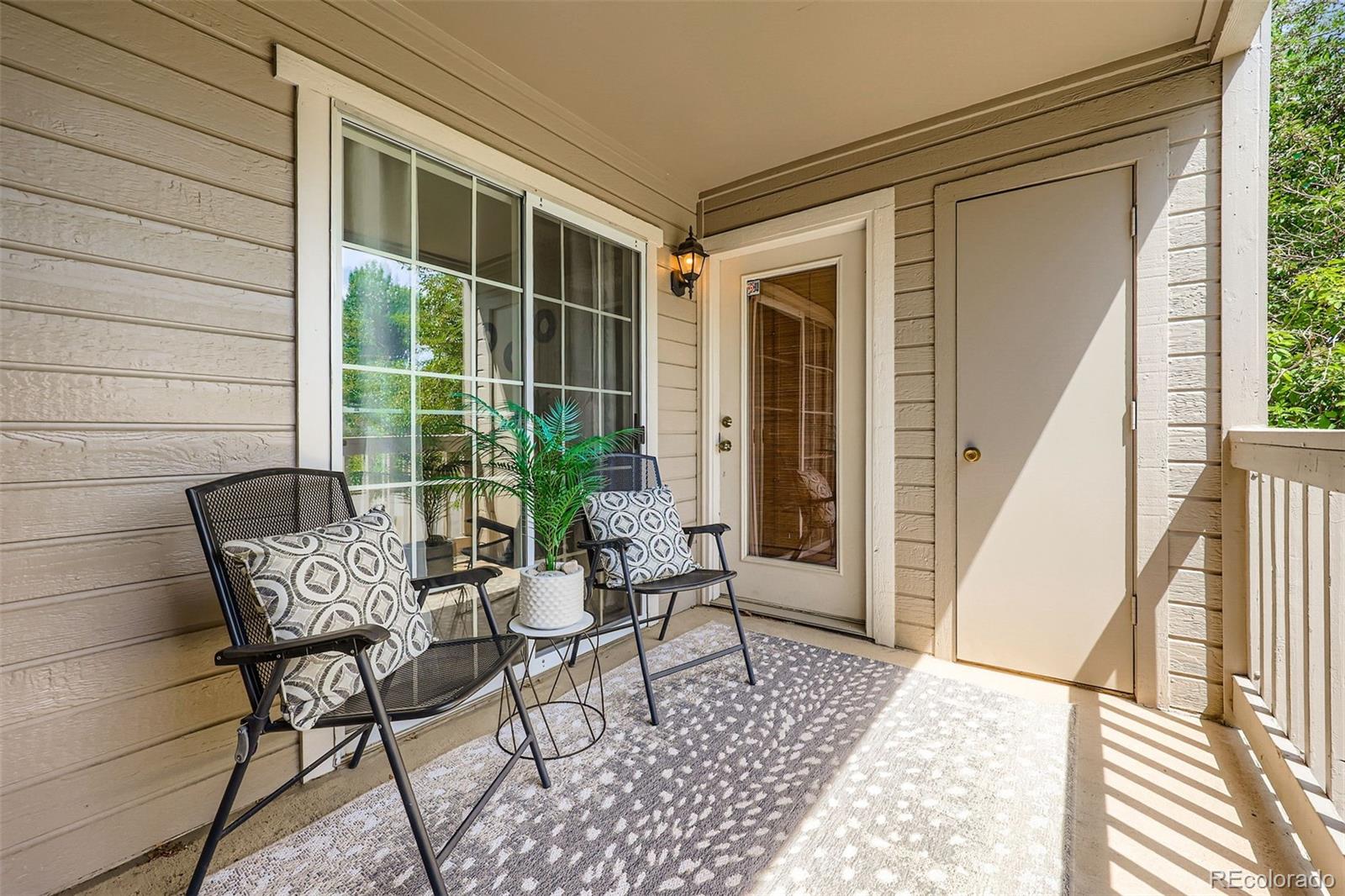 MLS Image #3 for 9262 e arbor circle,englewood, Colorado