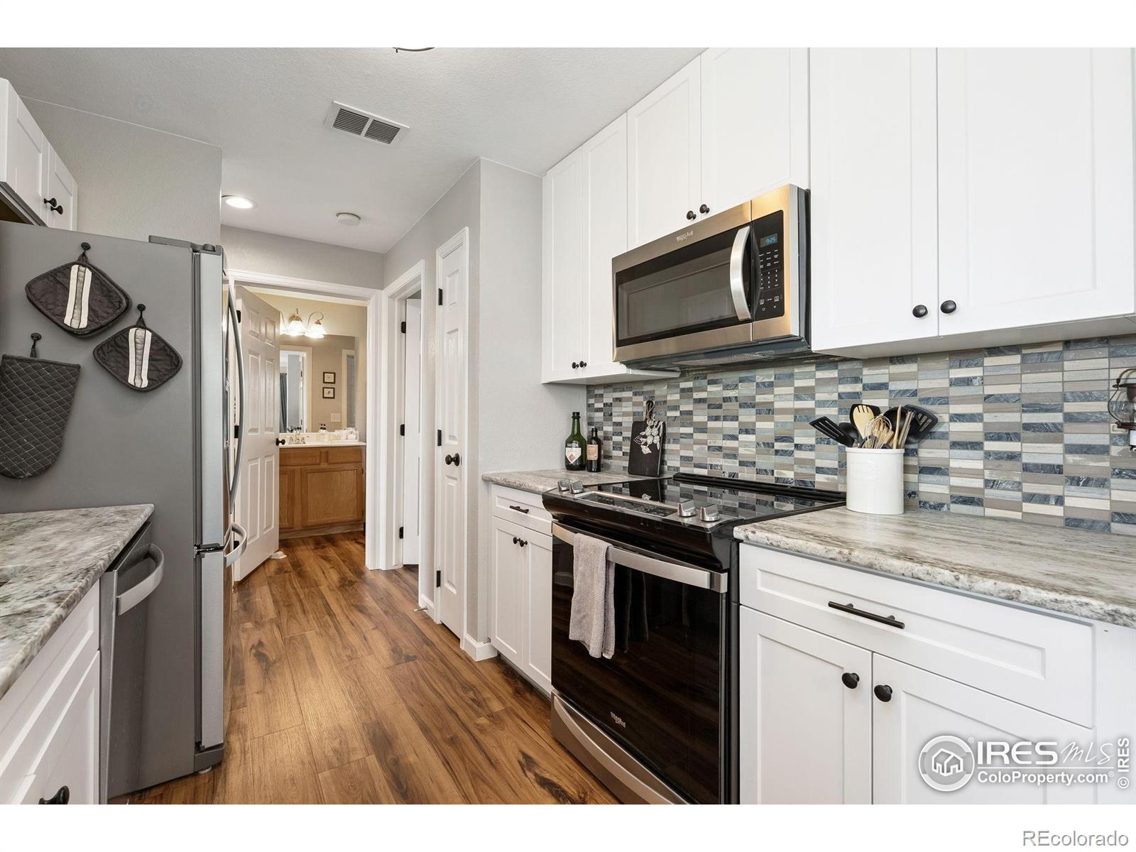 MLS Image #11 for 5620  fossil creek parkway,fort collins, Colorado