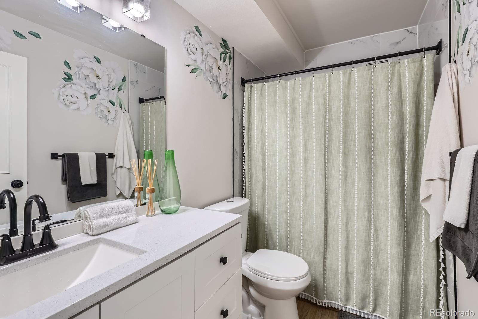 MLS Image #6 for 495 s dayton street 1c,denver, Colorado