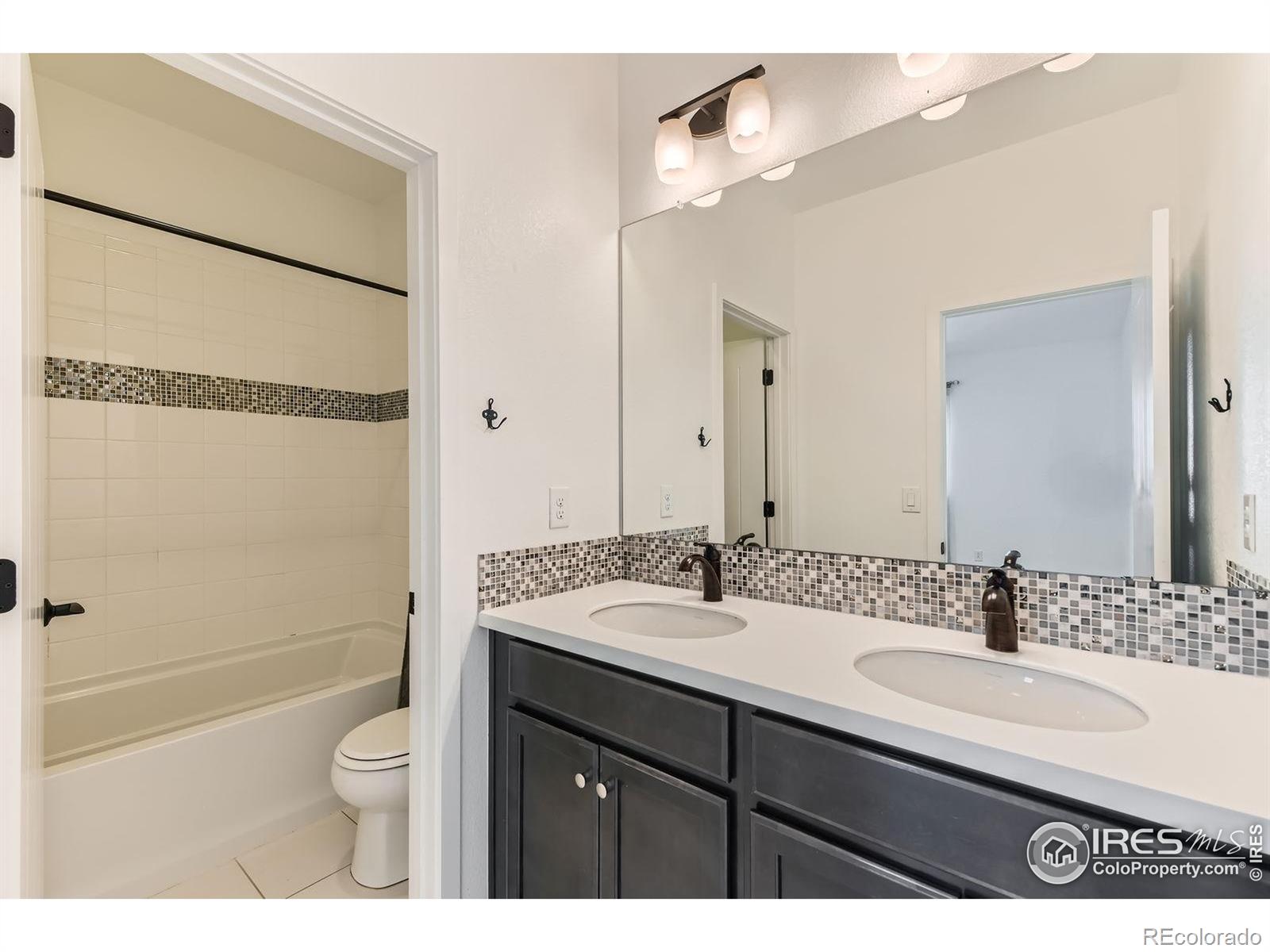 MLS Image #20 for 194  starlight circle,erie, Colorado