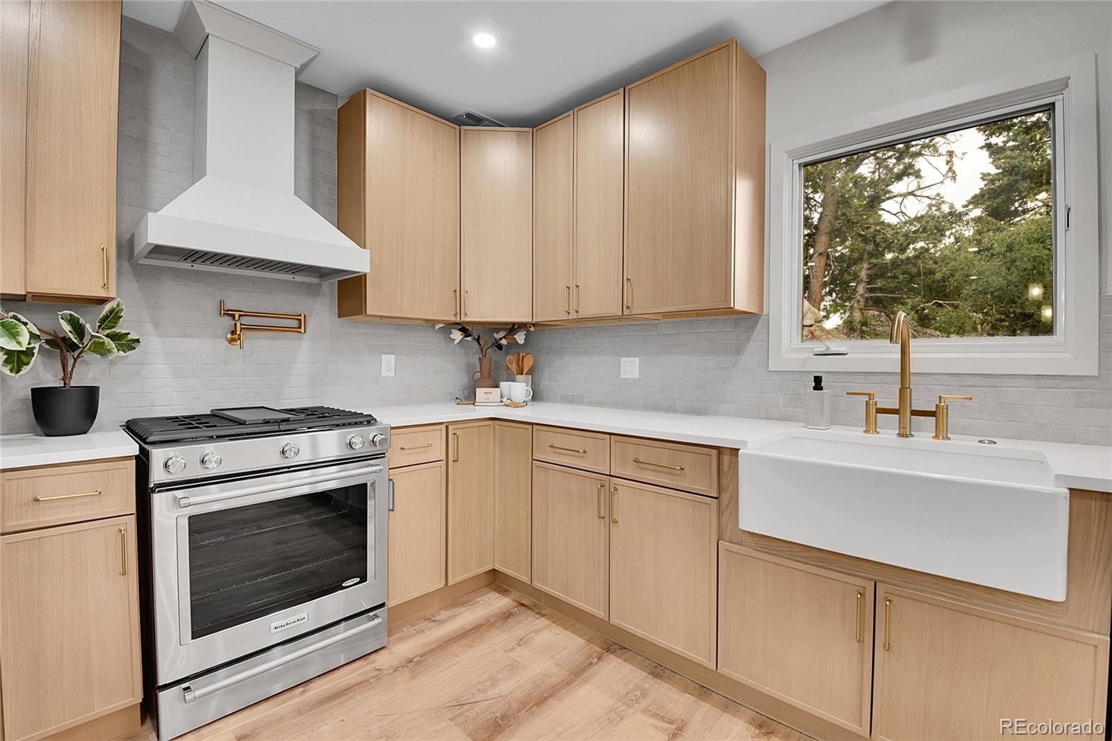 MLS Image #9 for 8919  hillview road,morrison, Colorado
