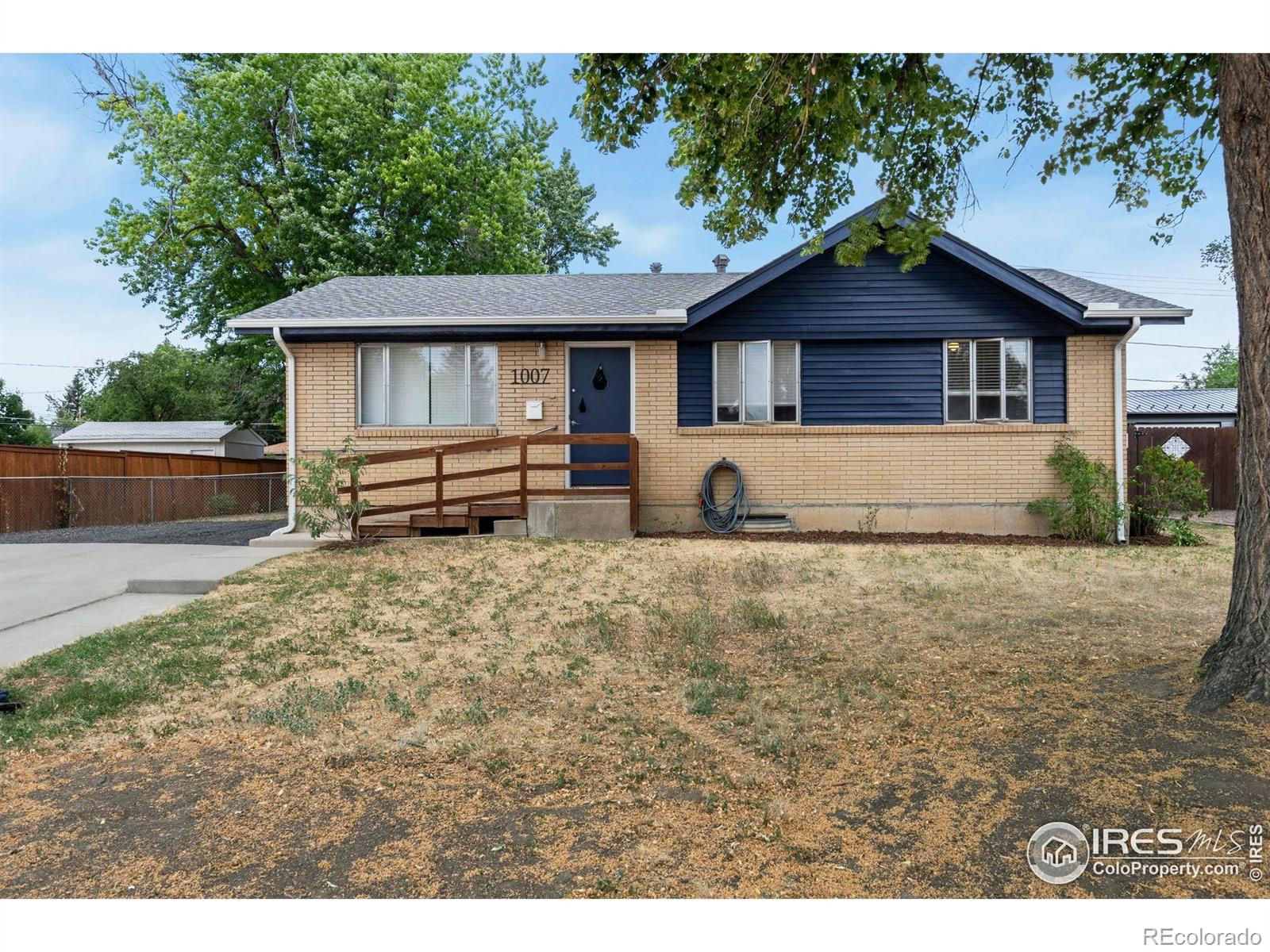 CMA Image for 1007  Redwood Drive,Loveland, Colorado